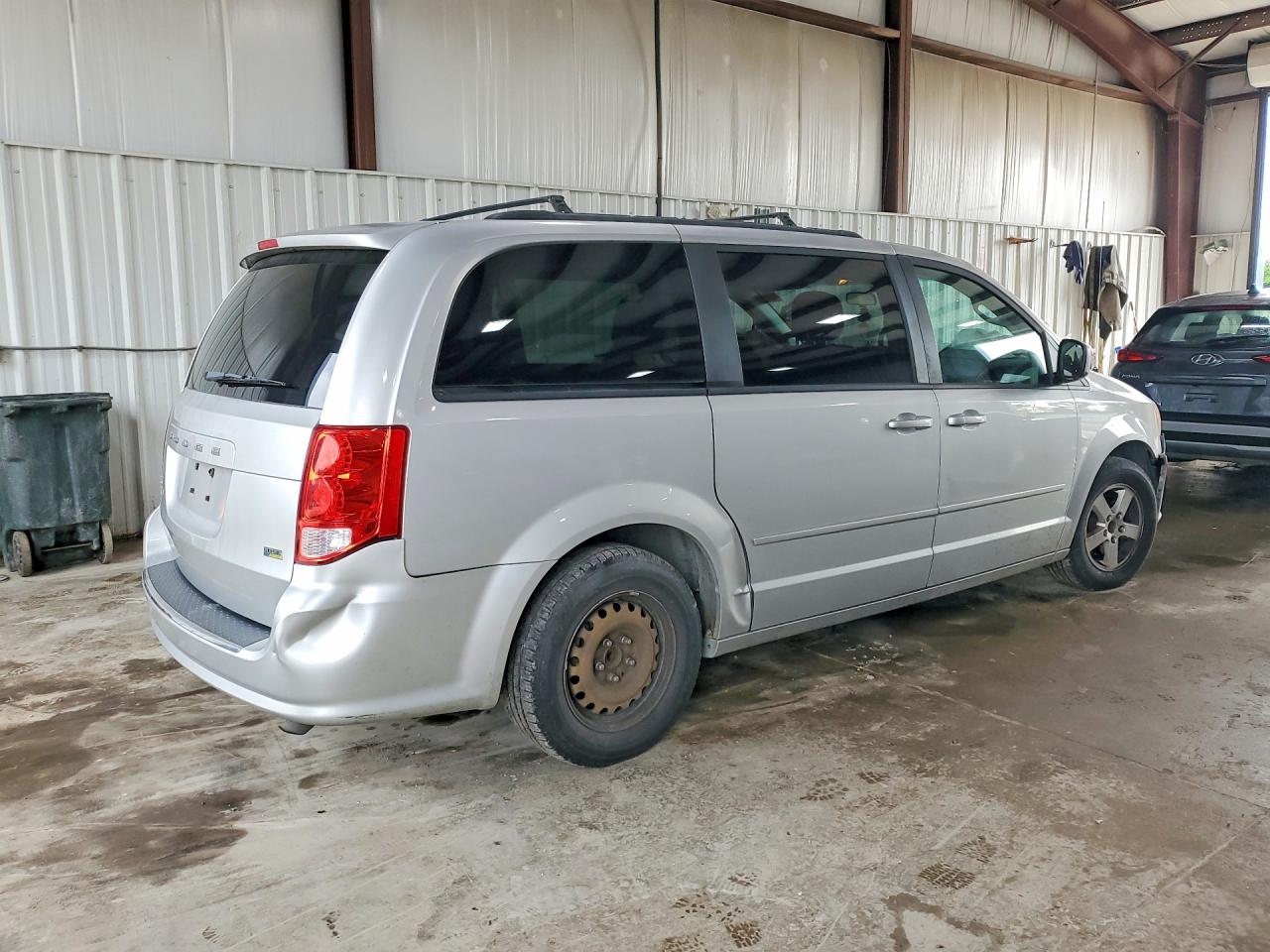 2012 Dodge Grand Caravan Sxt Серебряный vin: 2C4RDGCG2CR112287