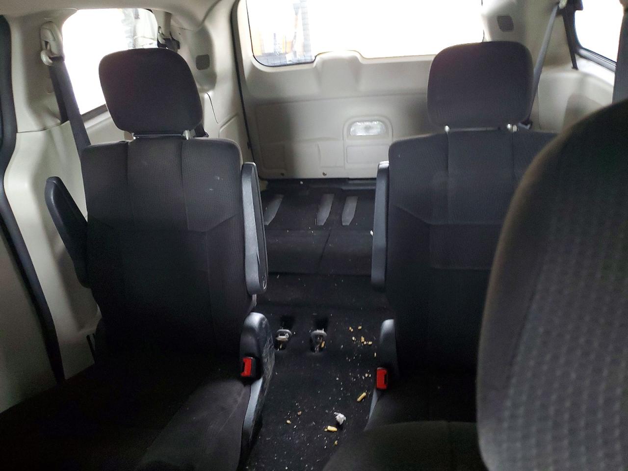 2012 Dodge Grand Caravan Sxt Серебряный vin: 2C4RDGCG2CR112287