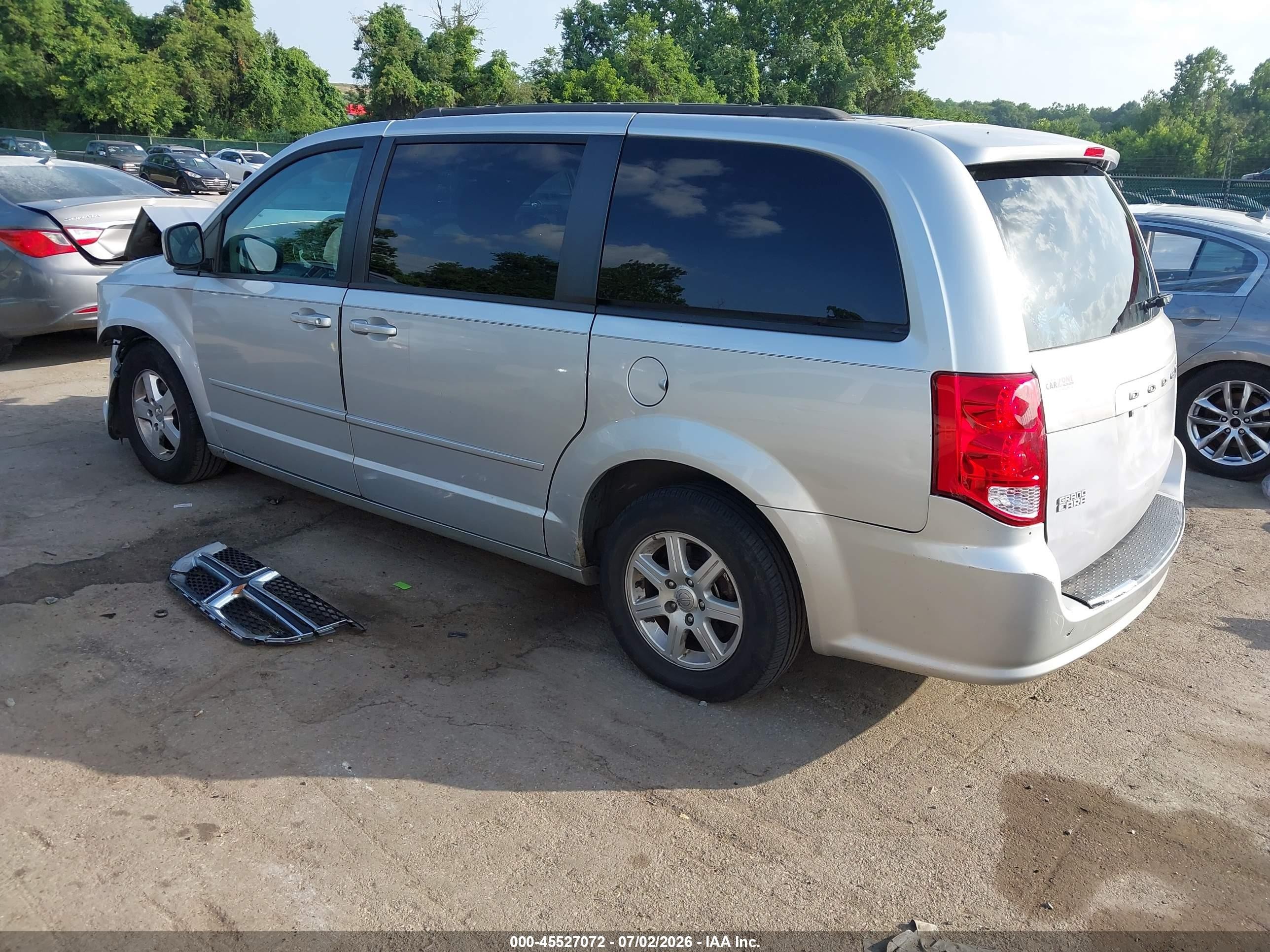 2012 Dodge Grand Caravan Sxt Silver vin: 2C4RDGCG2CR323974