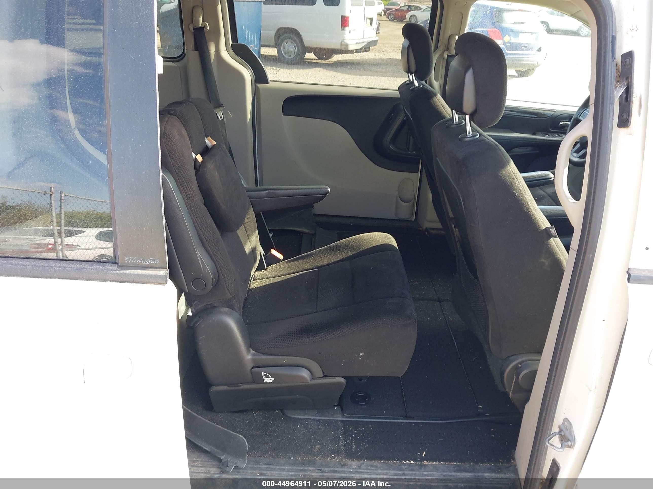 2013 Dodge Grand Caravan Sxt Белый vin: 2C4RDGCG2DR524243