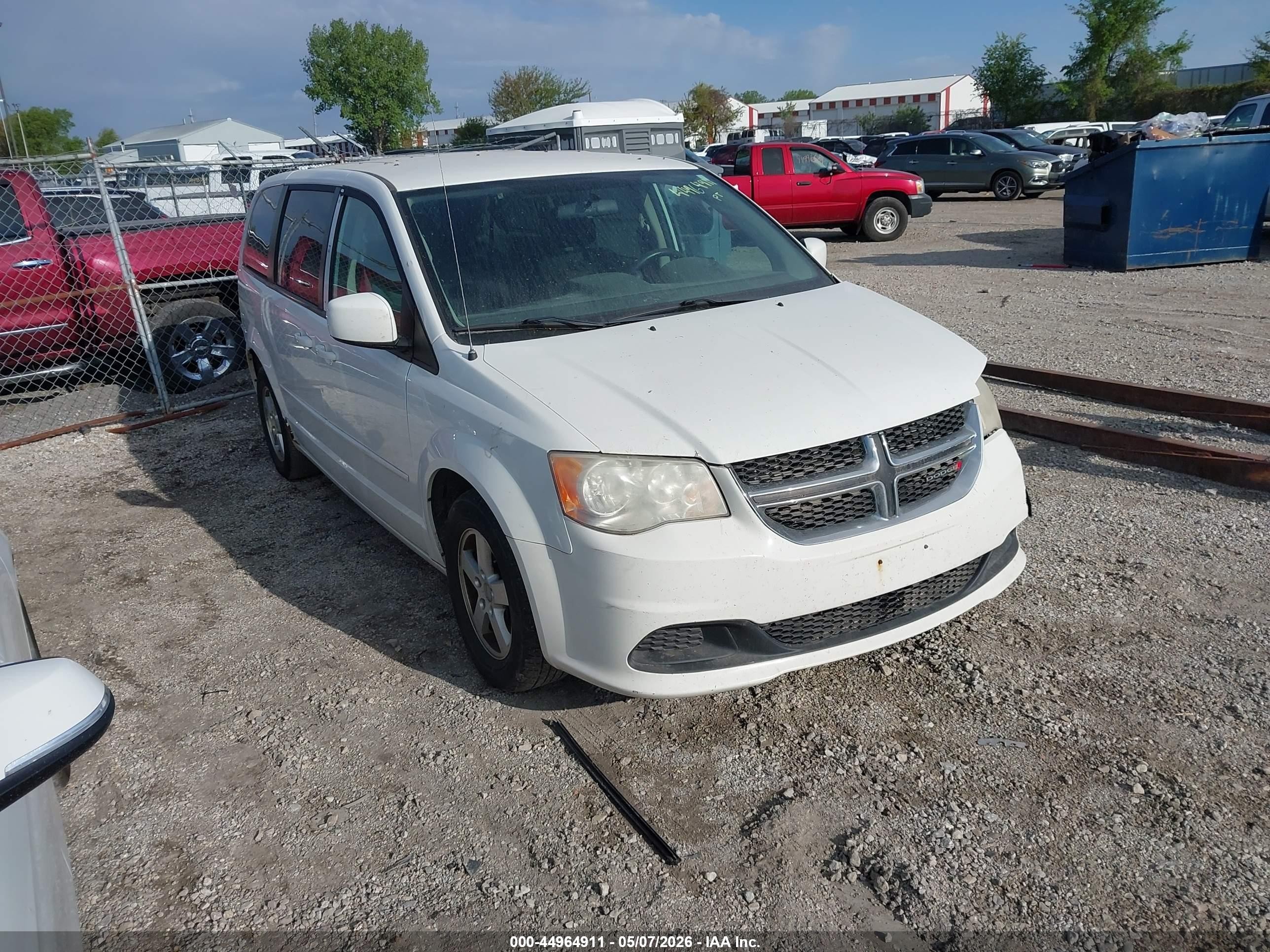2013 Dodge Grand Caravan Sxt White vin: 2C4RDGCG2DR524243
