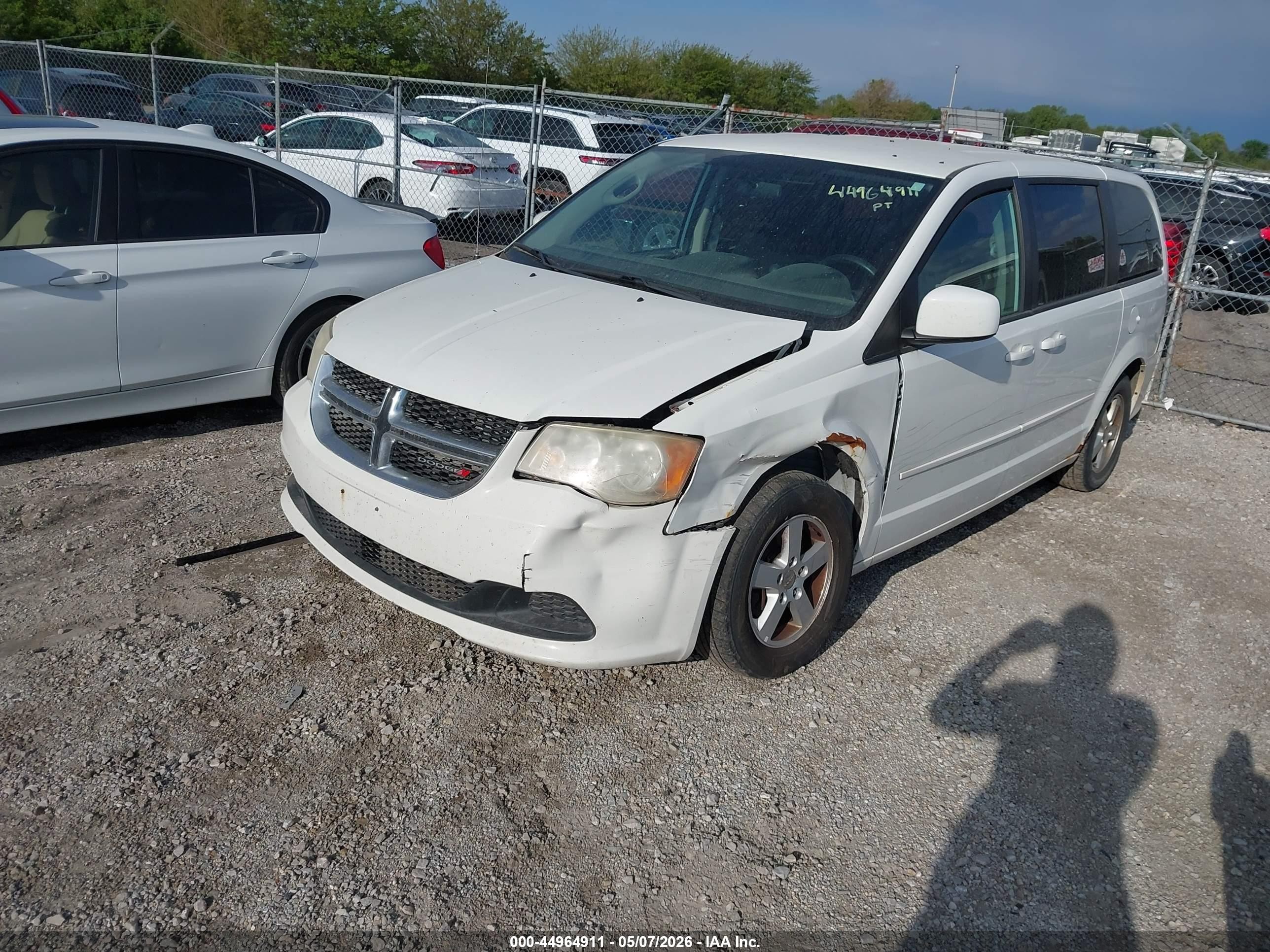 2013 Dodge Grand Caravan Sxt Белый vin: 2C4RDGCG2DR524243