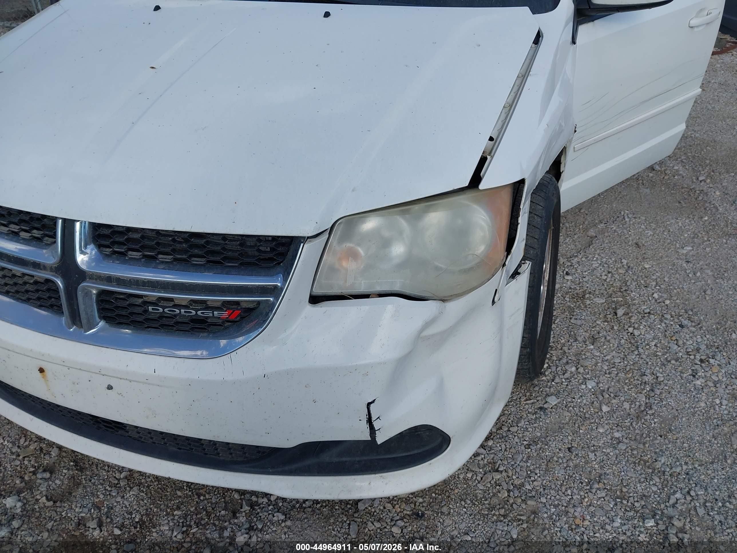 2013 Dodge Grand Caravan Sxt Белый vin: 2C4RDGCG2DR524243