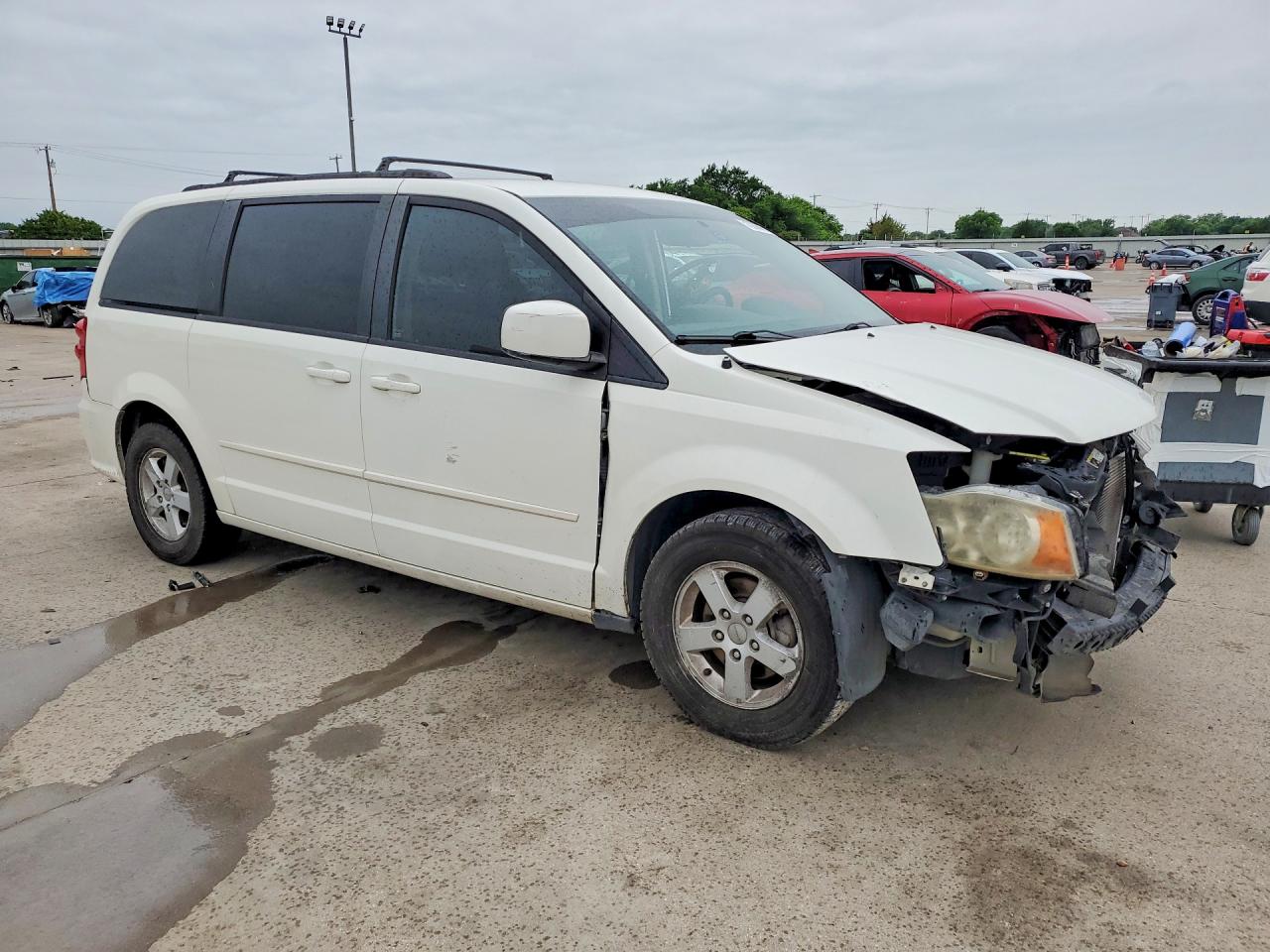 2013 Dodge Grand Caravan Sxt White vin: 2C4RDGCG2DR575158