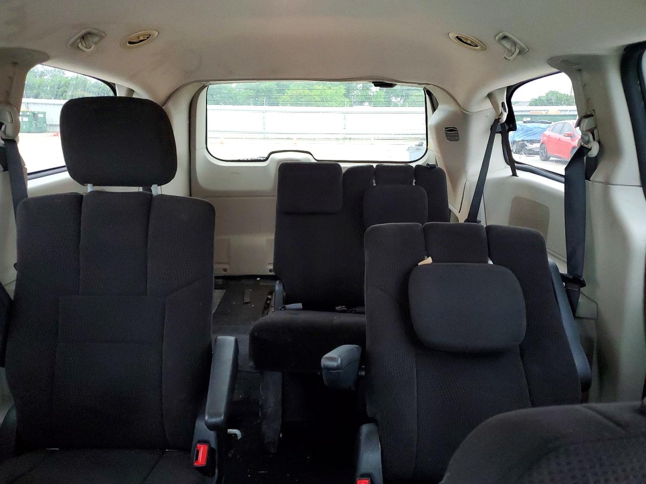 2013 Dodge Grand Caravan Sxt White vin: 2C4RDGCG2DR575158