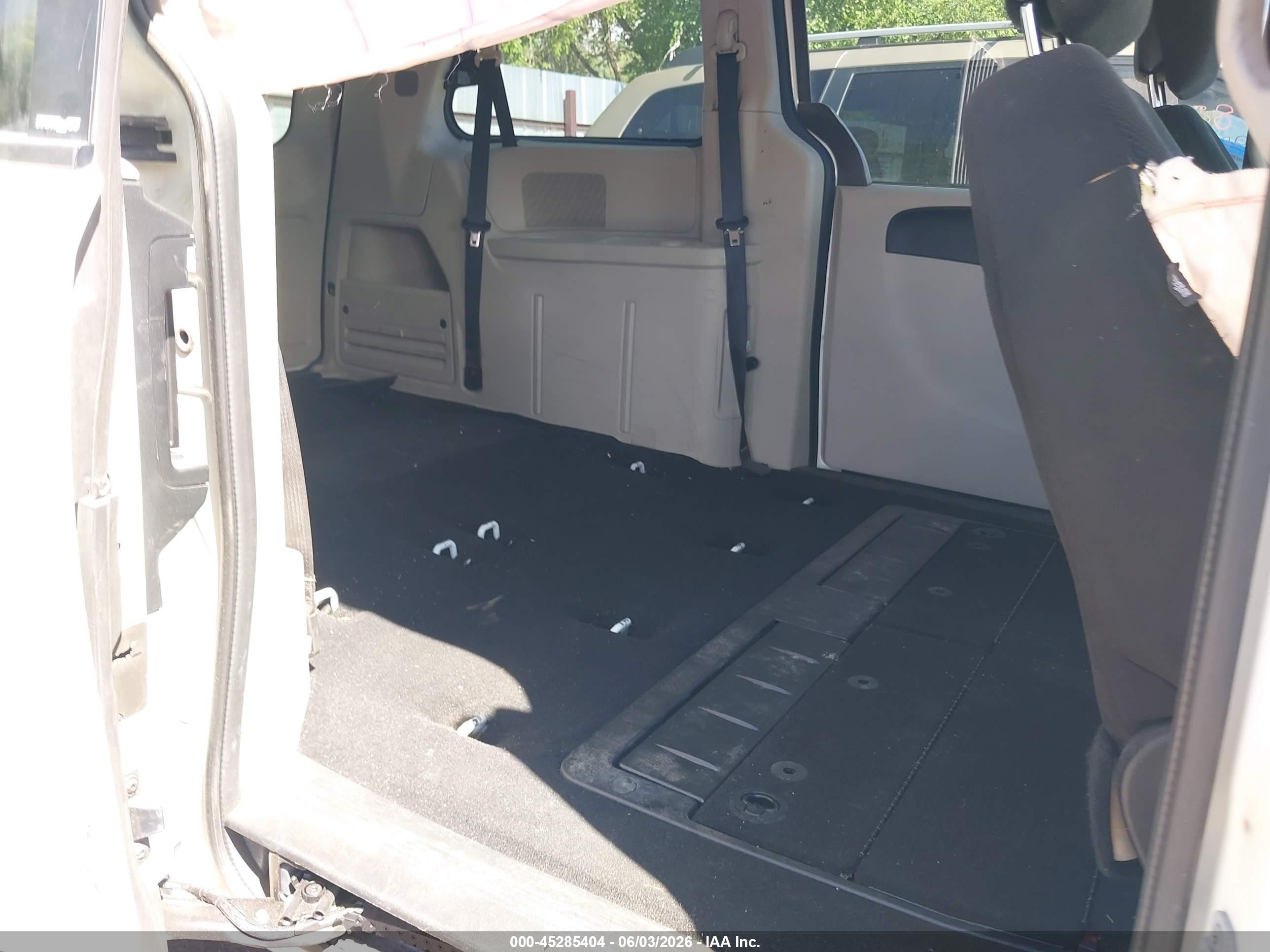 2013 Dodge Grand Caravan Sxt Белый vin: 2C4RDGCG2DR626609