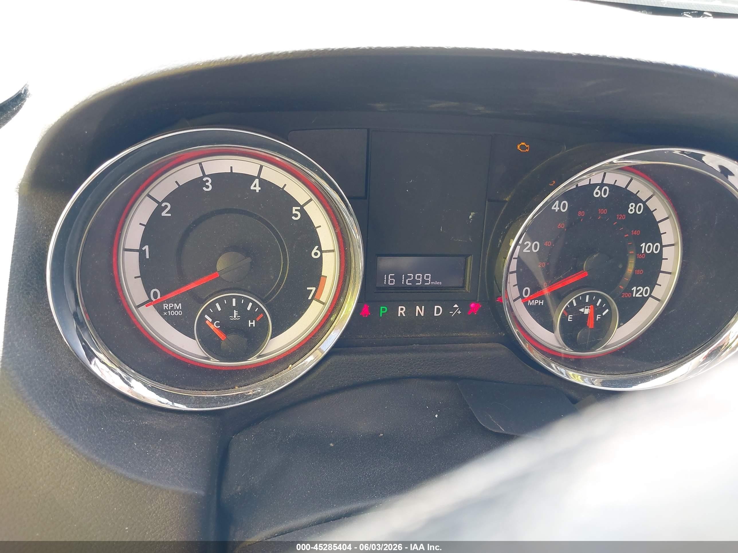 2013 Dodge Grand Caravan Sxt Белый vin: 2C4RDGCG2DR626609