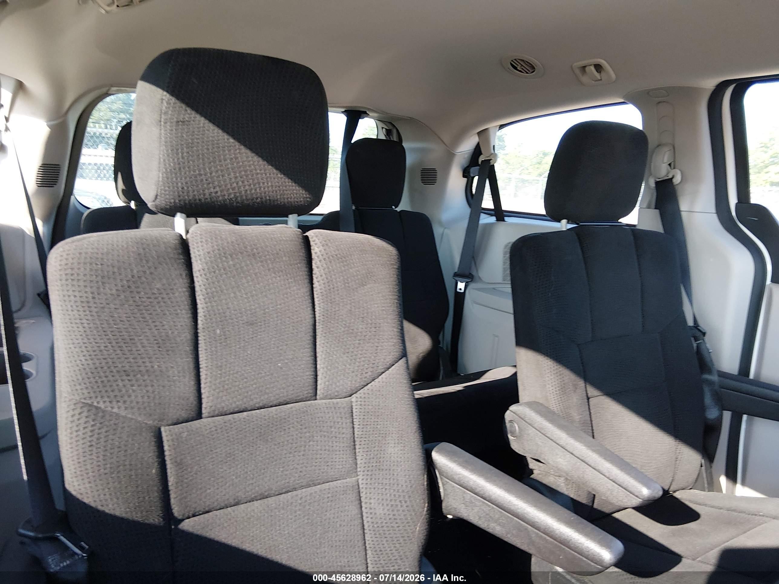 2013 Dodge Grand Caravan Sxt Белый vin: 2C4RDGCG2DR719470