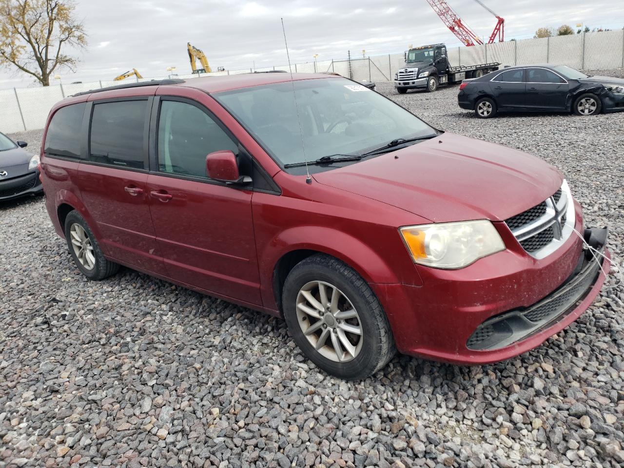 2014 Dodge Grand Caravan Sxt Красный vin: 2C4RDGCG2ER122370