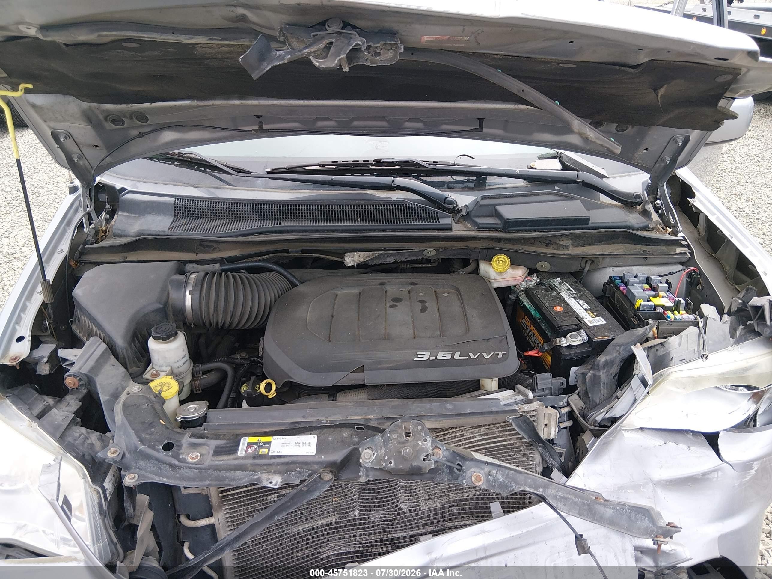 2014 Dodge Grand Caravan Sxt Silver vin: 2C4RDGCG2ER177126