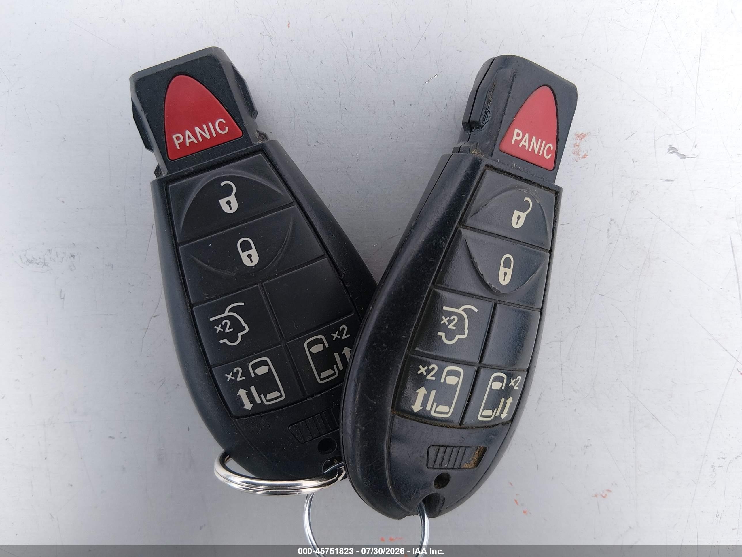 2014 Dodge Grand Caravan Sxt Silver vin: 2C4RDGCG2ER177126