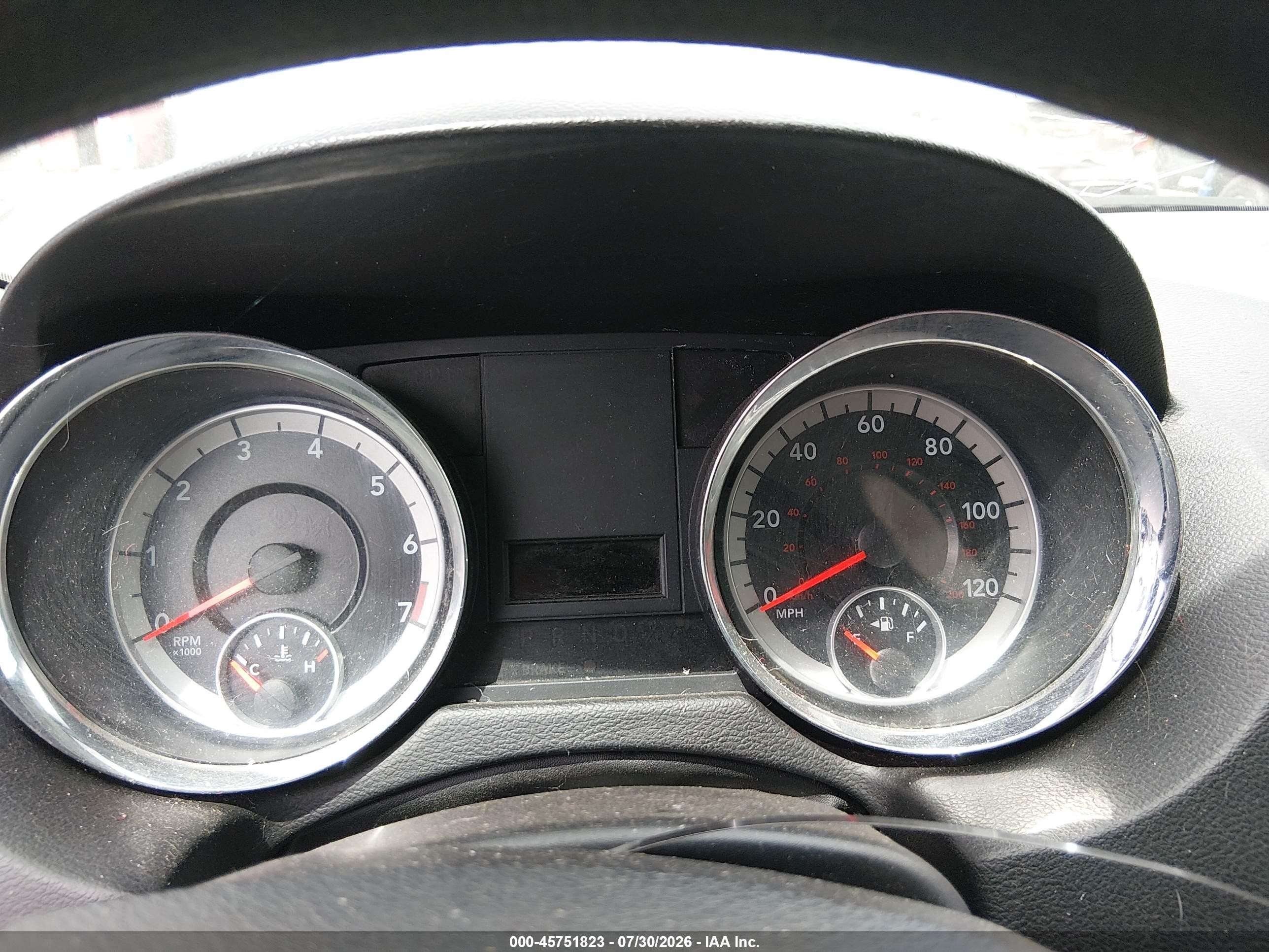 2014 Dodge Grand Caravan Sxt Silver vin: 2C4RDGCG2ER177126