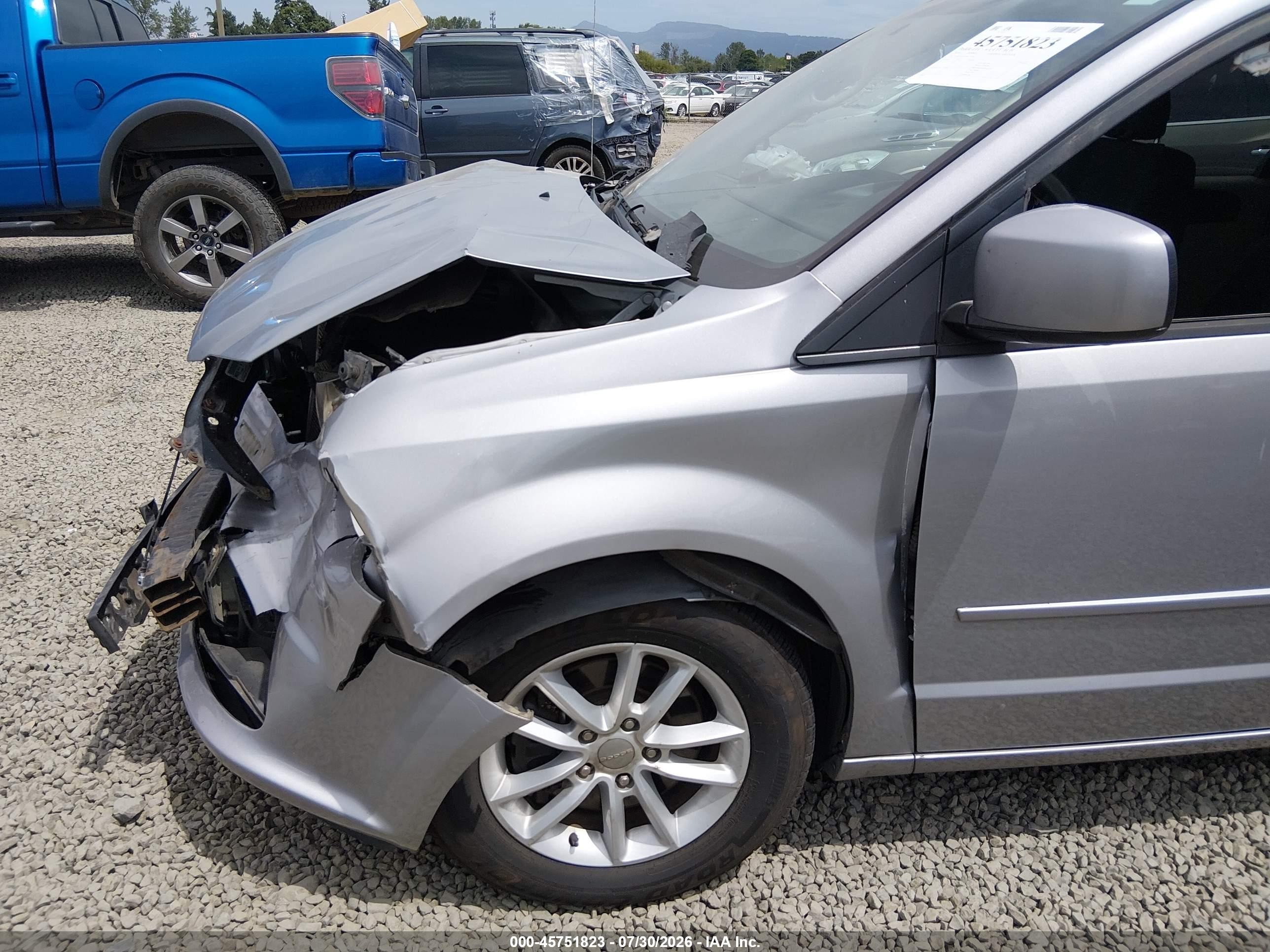 2014 Dodge Grand Caravan Sxt Silver vin: 2C4RDGCG2ER177126