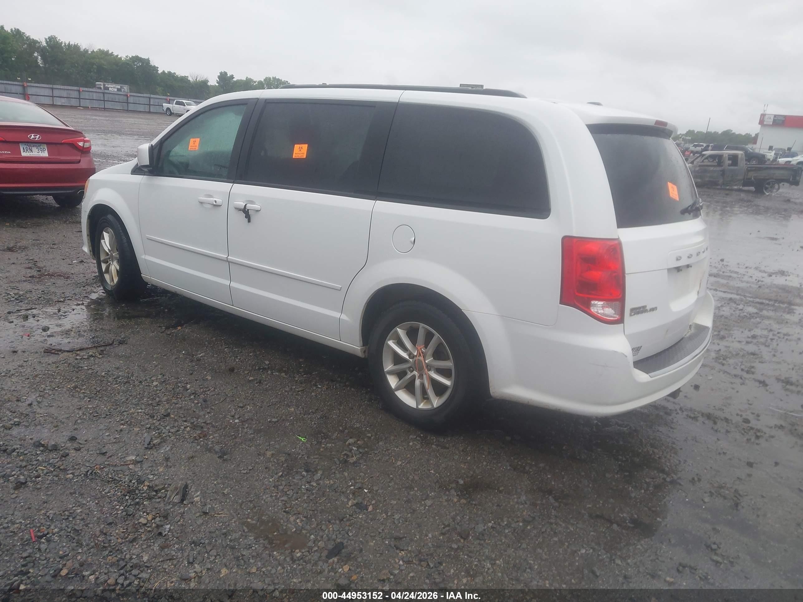 2014 Dodge Grand Caravan Sxt White vin: 2C4RDGCG2ER183878