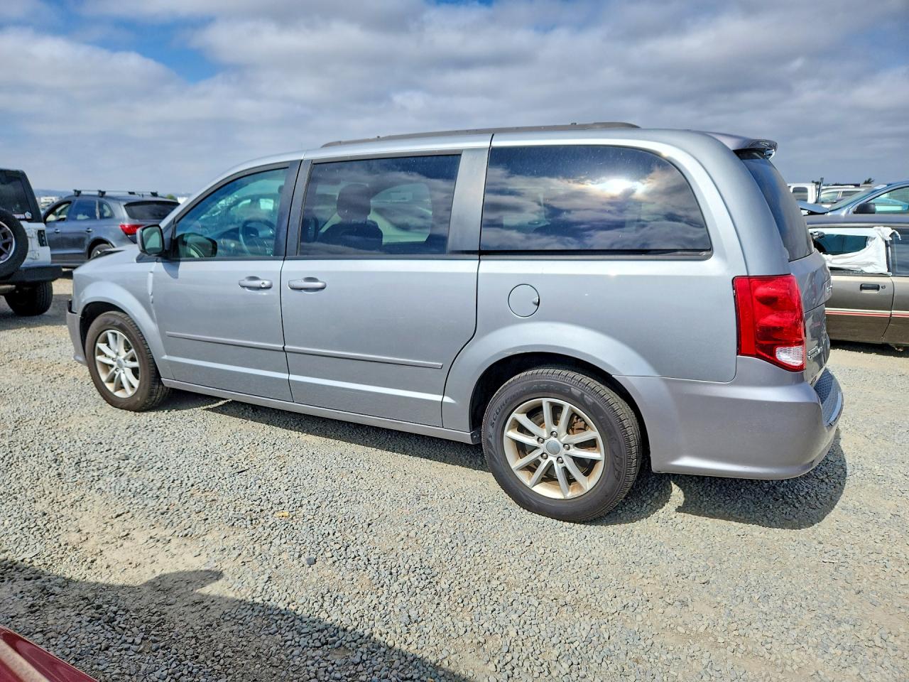 2014 Dodge Grand Caravan Sxt Серебряный vin: 2C4RDGCG2ER362356
