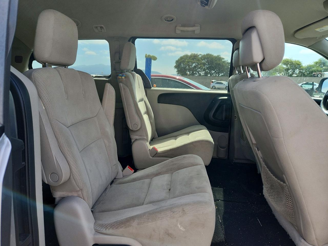 2014 Dodge Grand Caravan Sxt Серебряный vin: 2C4RDGCG2ER362356