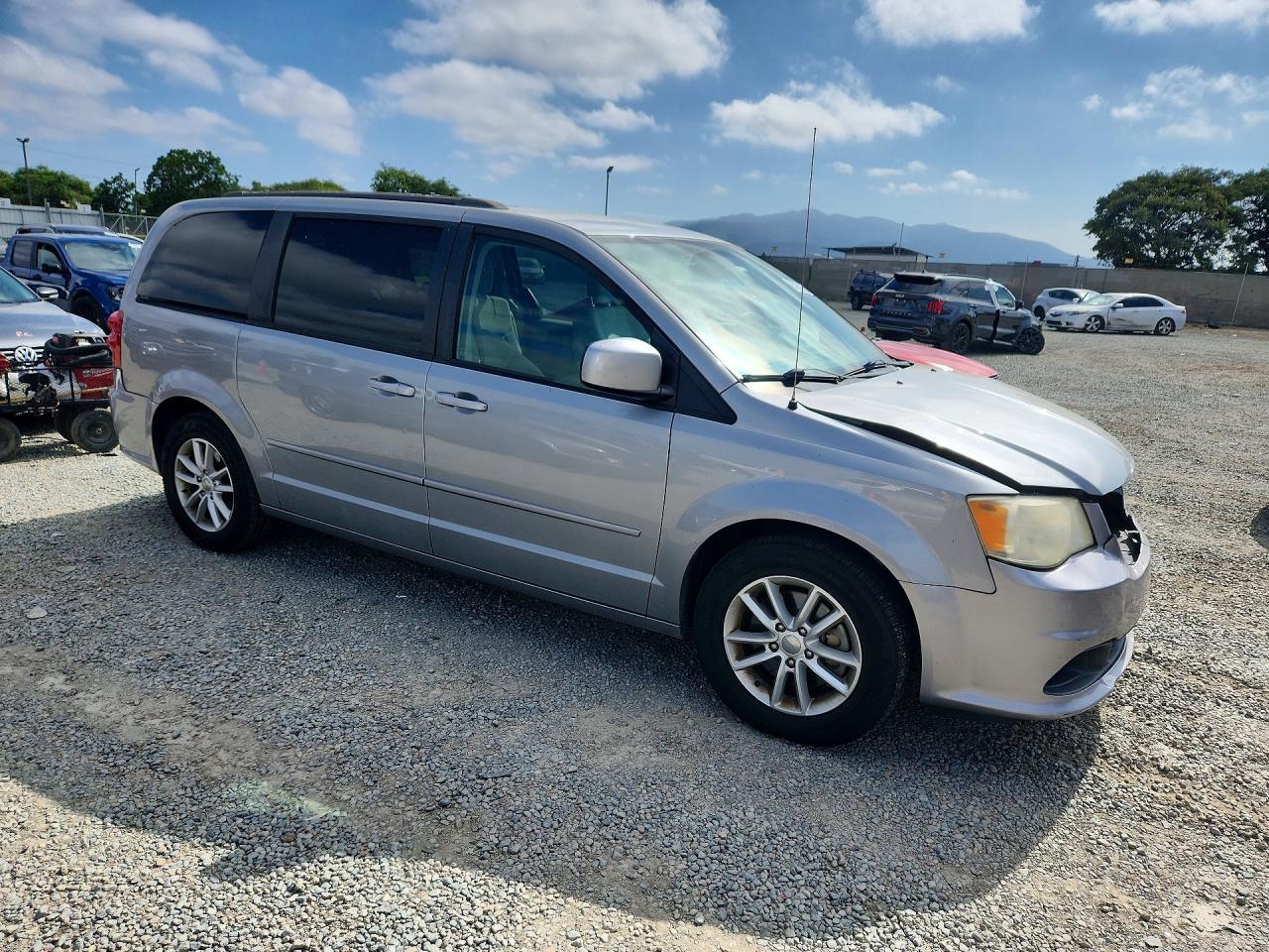 2014 Dodge Grand Caravan Sxt Серебряный vin: 2C4RDGCG2ER362356