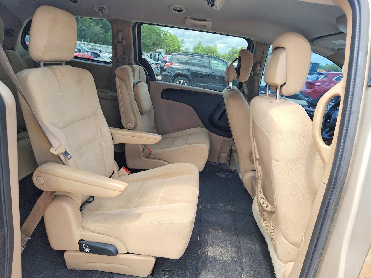 2014 Dodge Grand Caravan Sxt Brown vin: 2C4RDGCG2ER392182