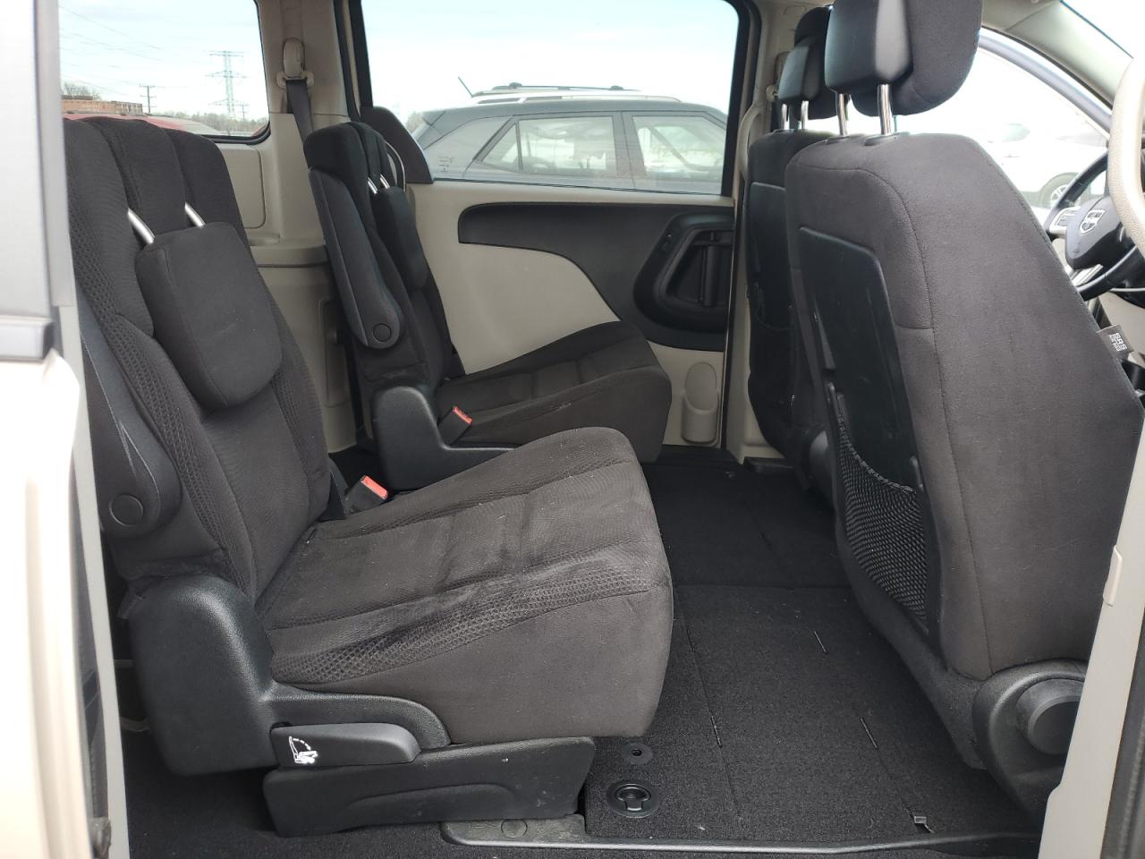2014 Dodge Grand Caravan Sxt Beige vin: 2C4RDGCG2ER471741