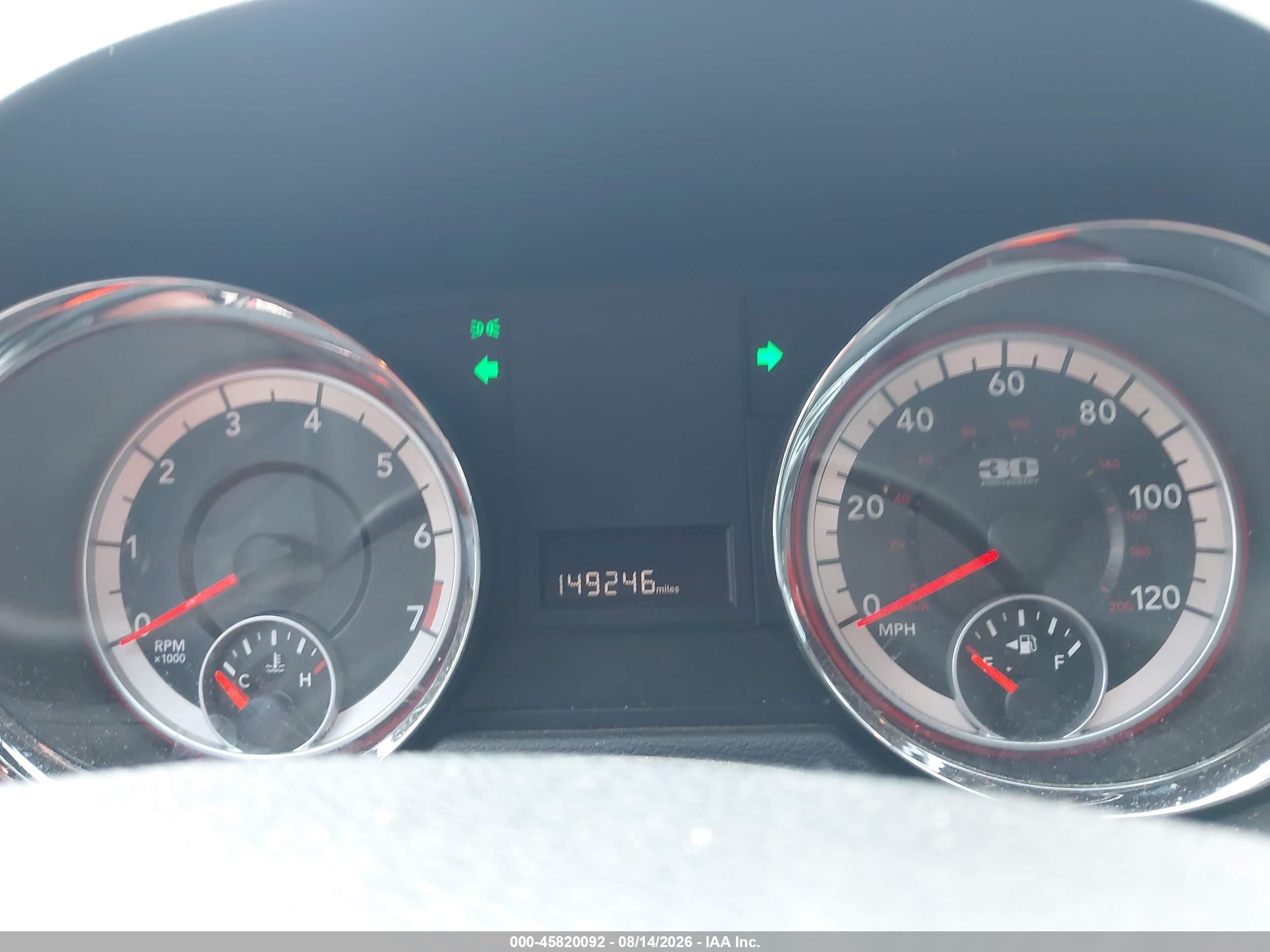 2014 Dodge Grand Caravan Sxt 30th Anniversary Red vin: 2C4RDGCG2ER471934