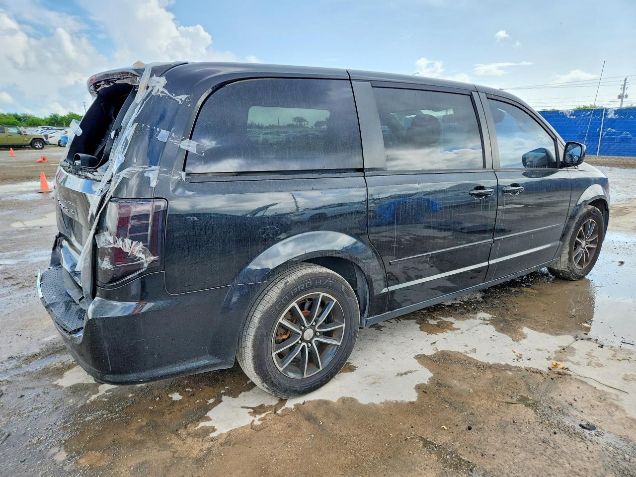 2015 Dodge Grand Caravan Sxt Black vin: 2C4RDGCG2FR531034