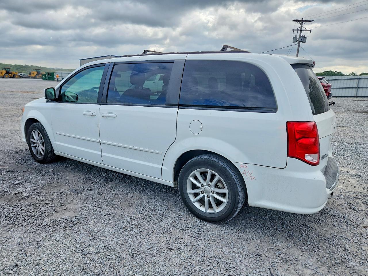 2015 Dodge Grand Caravan Sxt White vin: 2C4RDGCG2FR531051