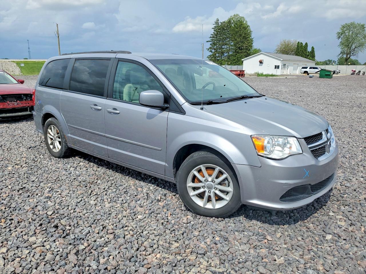 2015 Dodge Grand Caravan Sxt Silver vin: 2C4RDGCG2FR550909