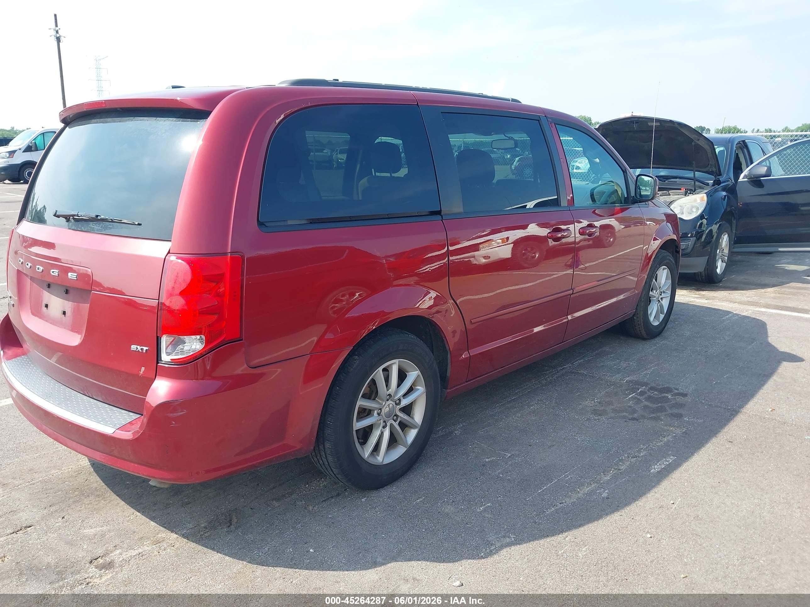 2015 Dodge Grand Caravan Sxt Burgundy vin: 2C4RDGCG2FR569217