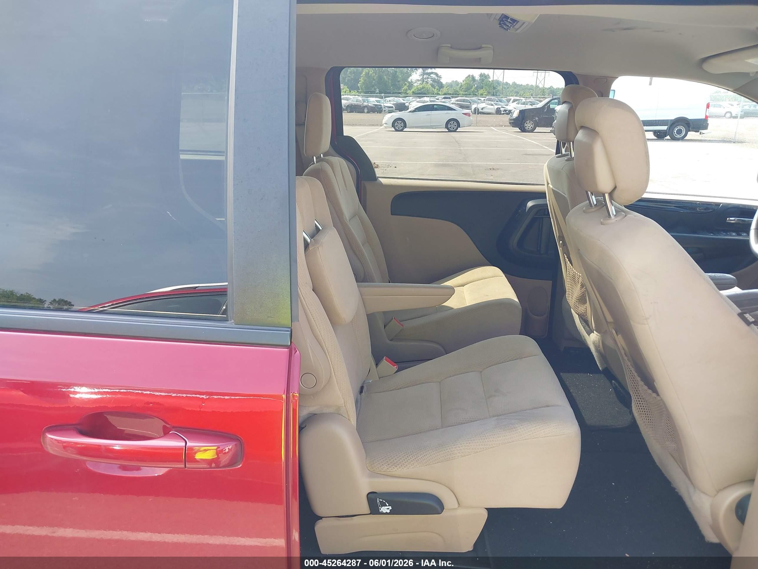 2015 Dodge Grand Caravan Sxt Burgundy vin: 2C4RDGCG2FR569217