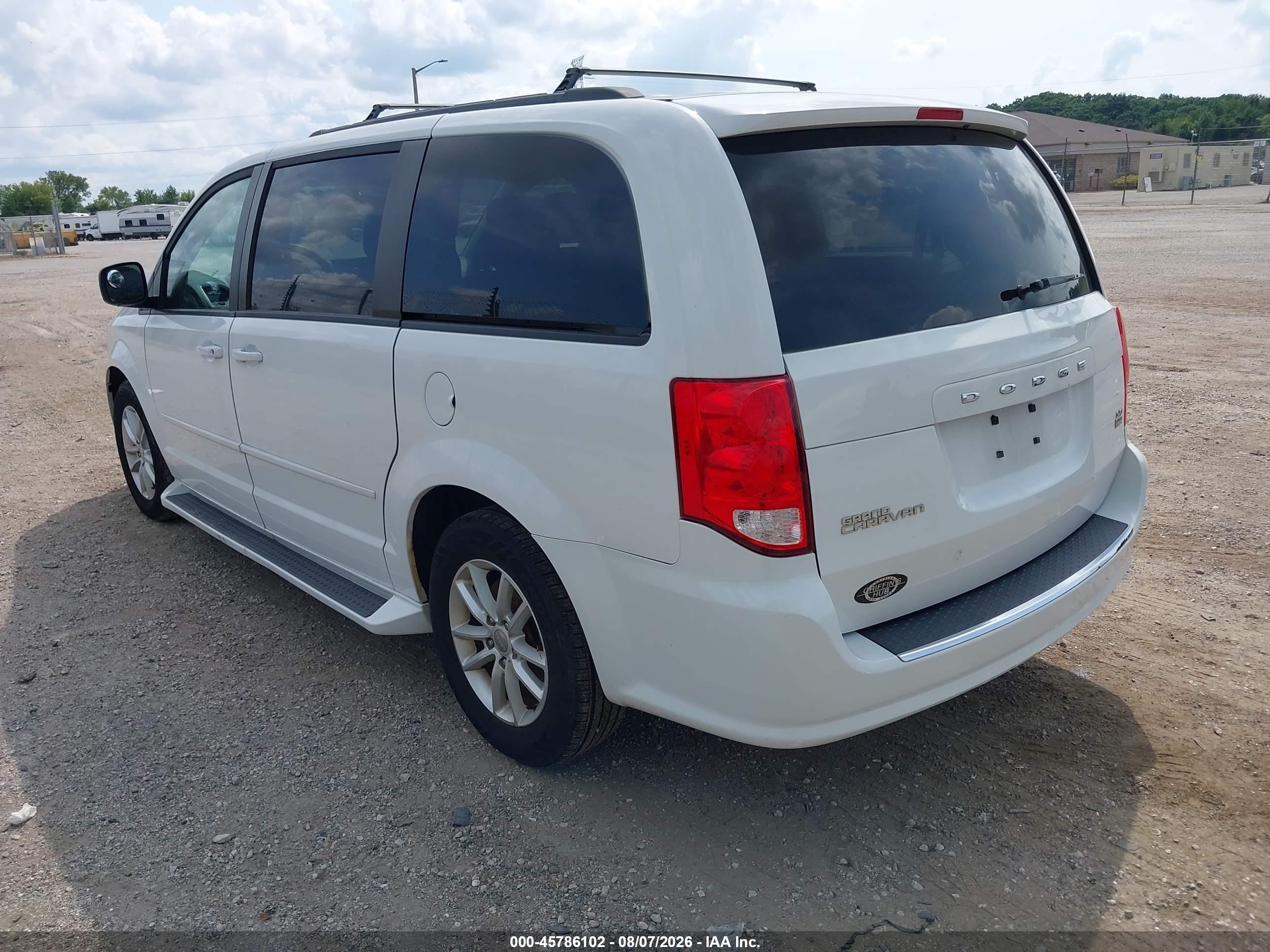 2015 Dodge Grand Caravan Sxt White vin: 2C4RDGCG2FR585305