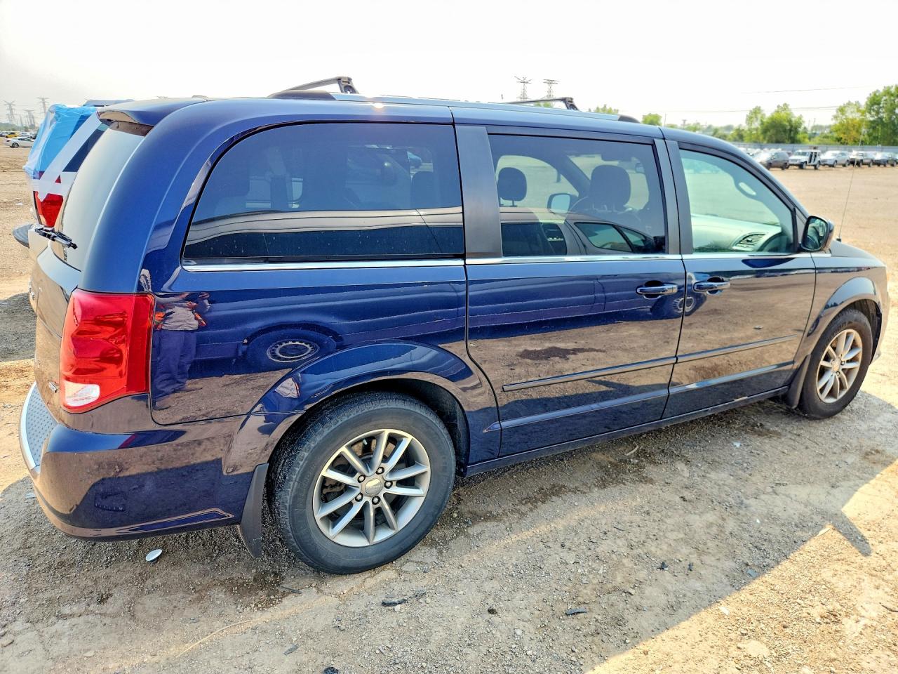 2015 Dodge Grand Caravan Sxt Blue vin: 2C4RDGCG2FR738345