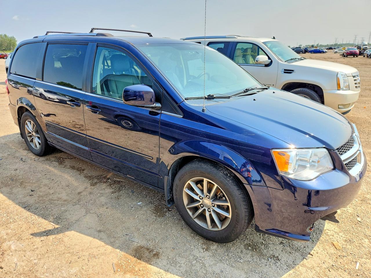 2015 Dodge Grand Caravan Sxt Blue vin: 2C4RDGCG2FR738345
