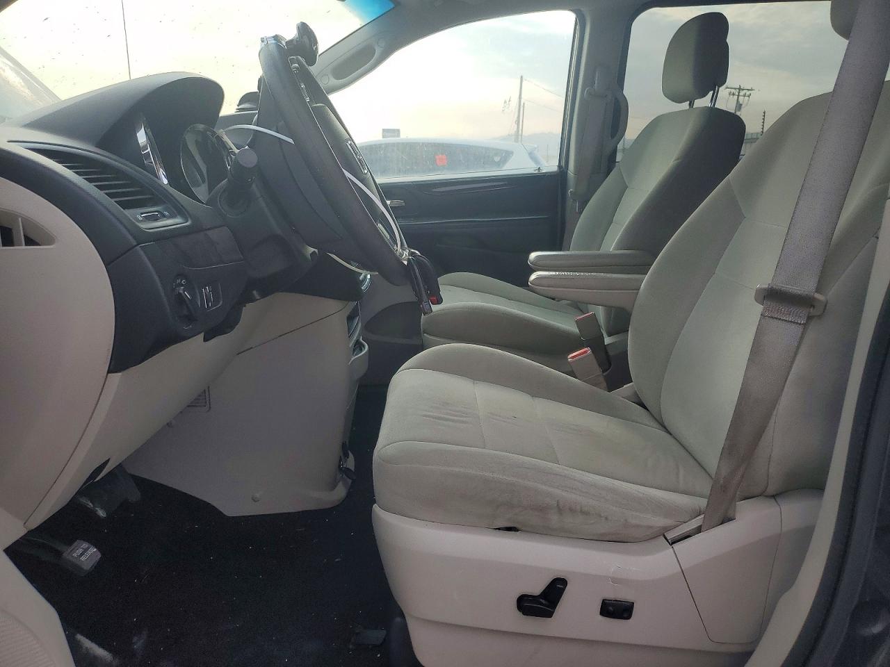 2012 Dodge Grand Caravan Sxt Угольный vin: 2C4RDGCG3CR204718