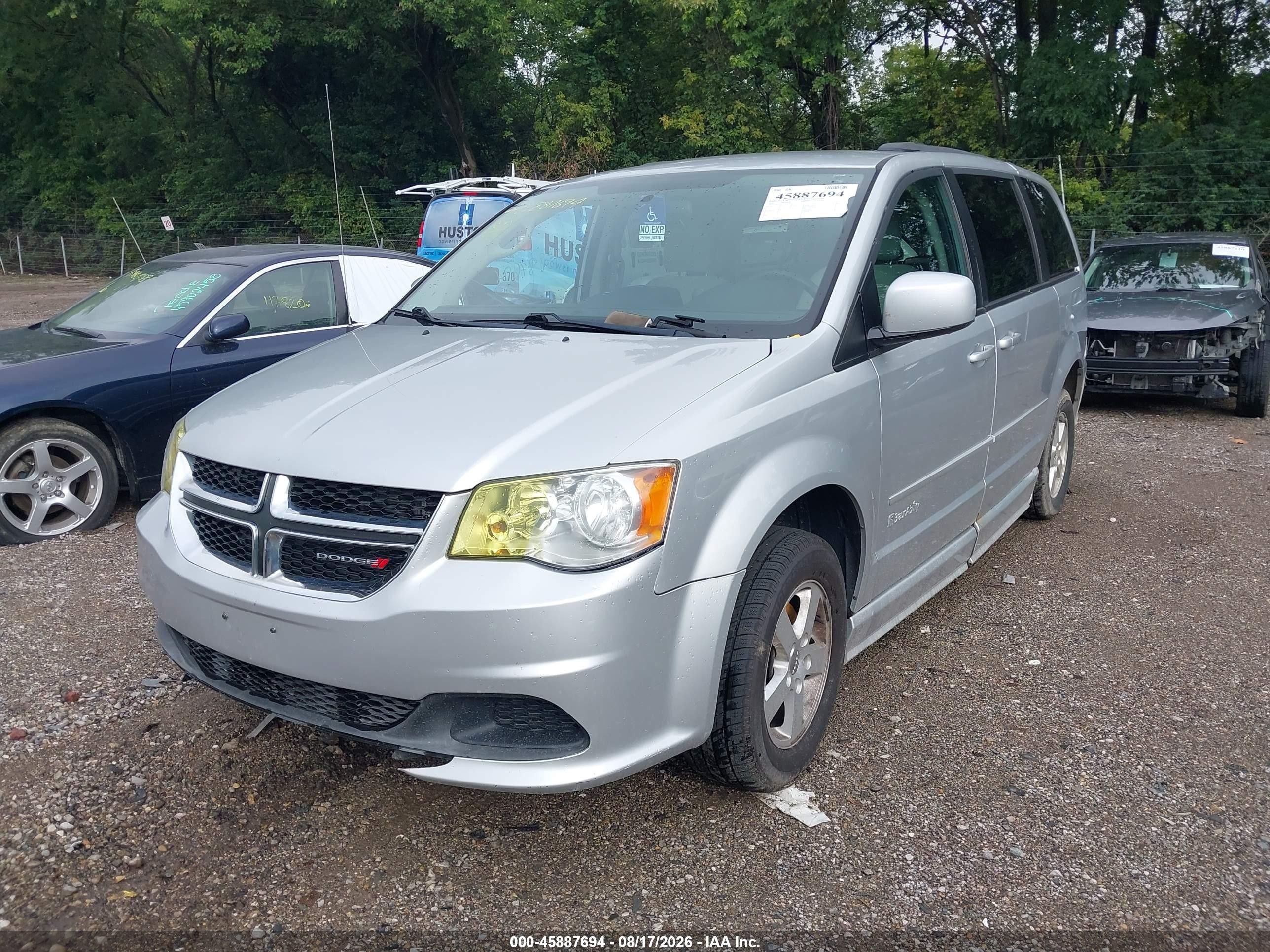 2012 Dodge Grand Caravan Sxt Silver vin: 2C4RDGCG3CR254583