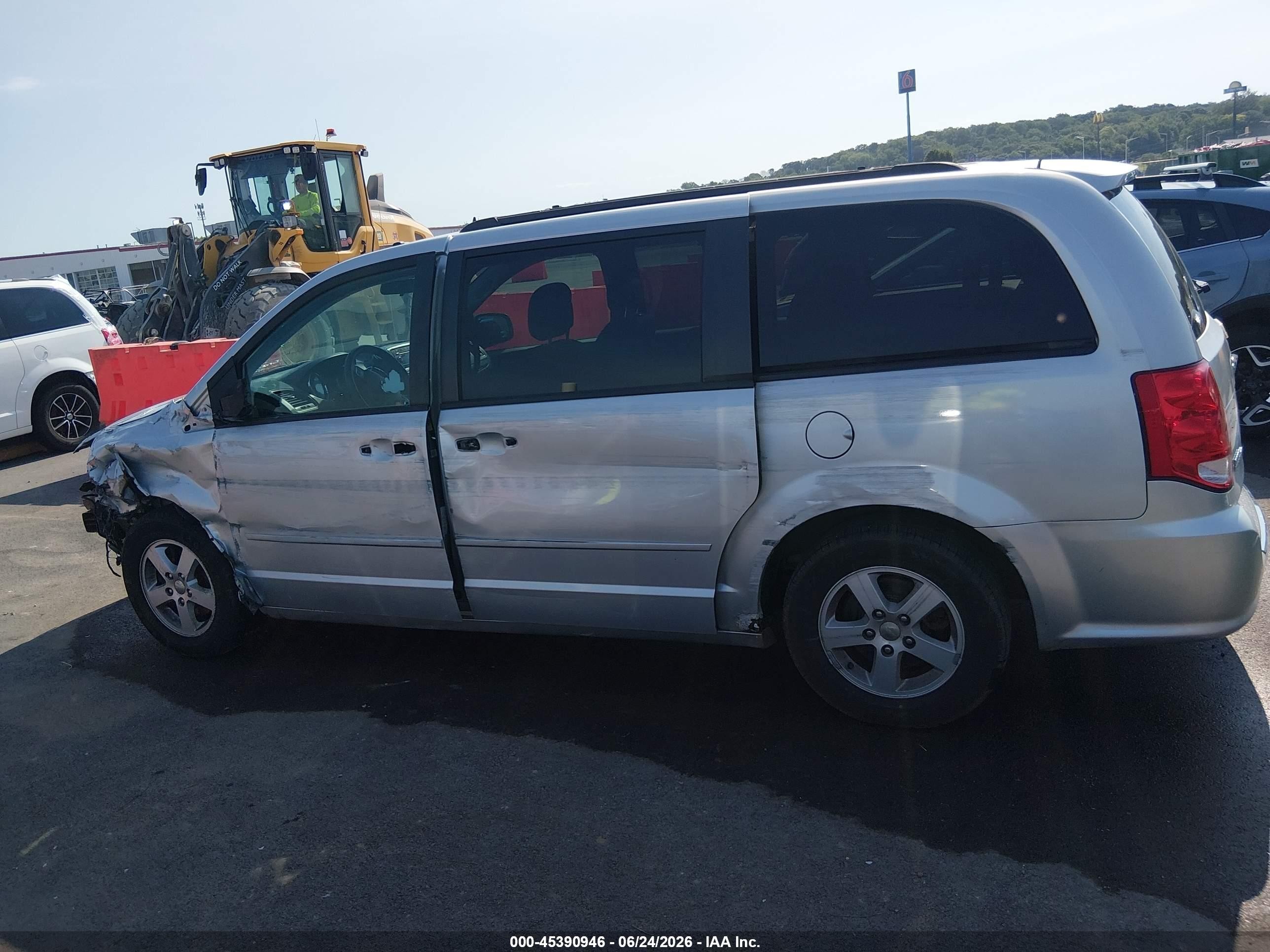 2012 Dodge Grand Caravan Sxt Silver vin: 2C4RDGCG3CR263140