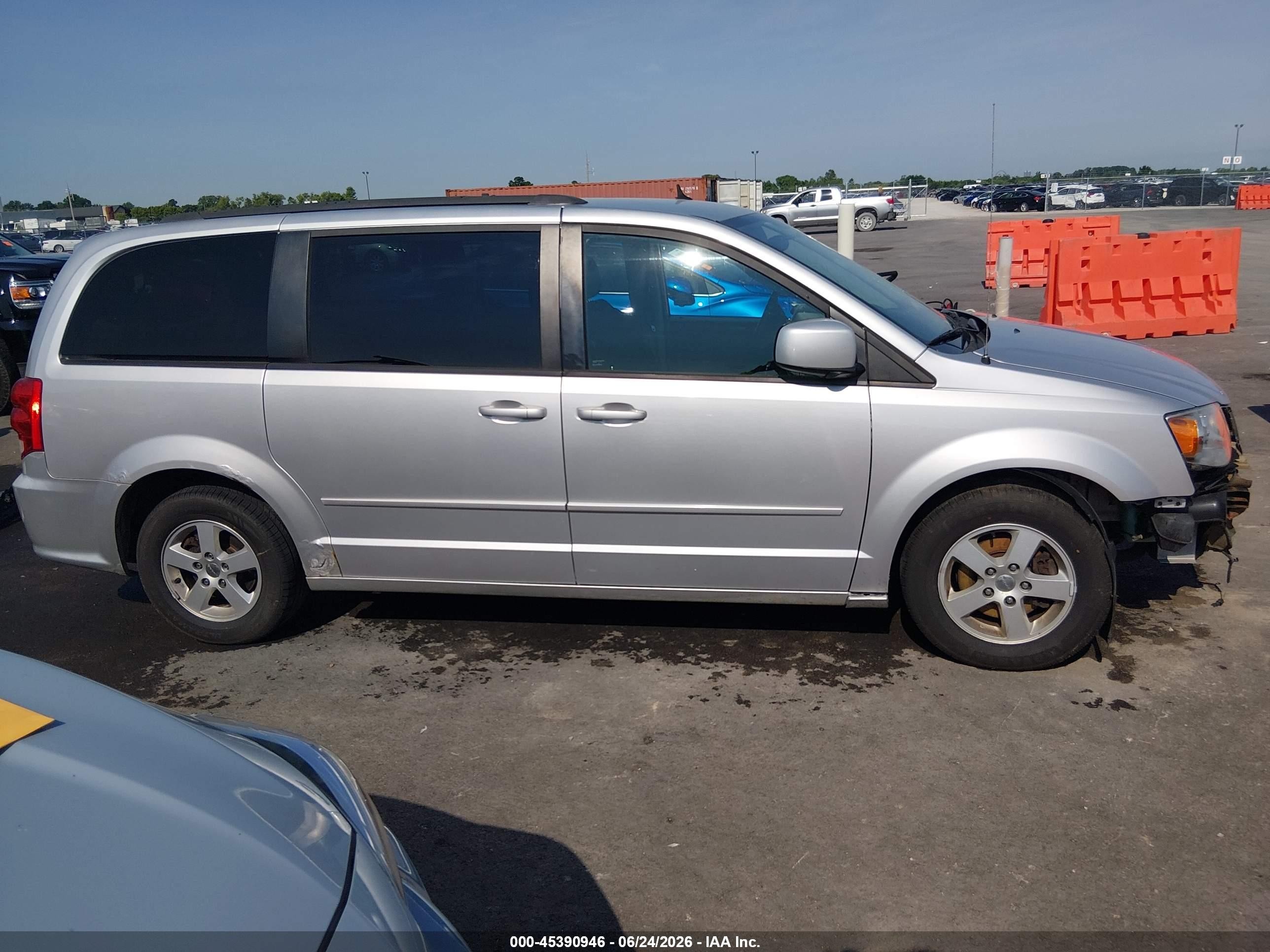 2012 Dodge Grand Caravan Sxt Silver vin: 2C4RDGCG3CR263140