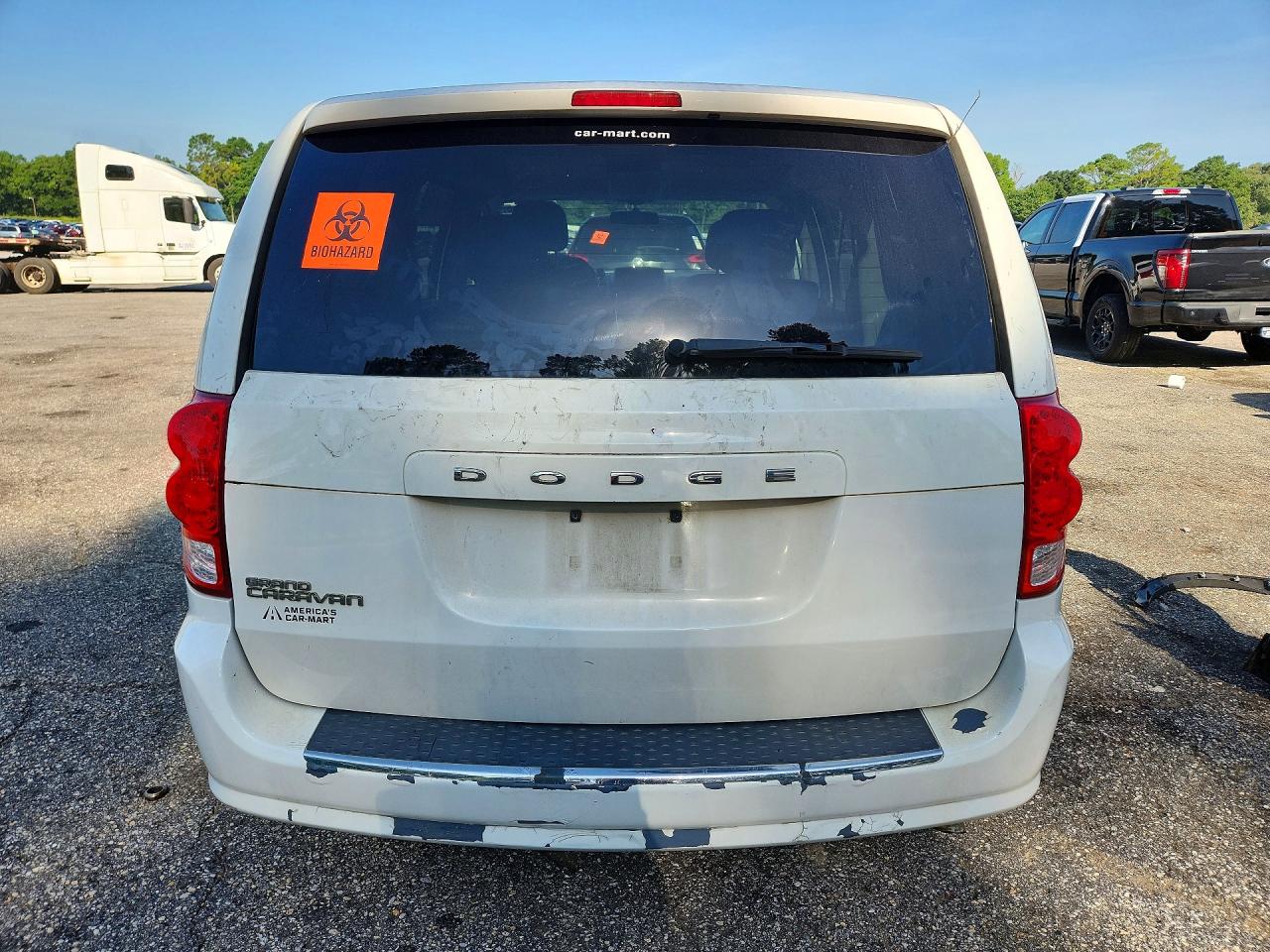 2012 Dodge Grand Caravan Sxt White vin: 2C4RDGCG3CR294789
