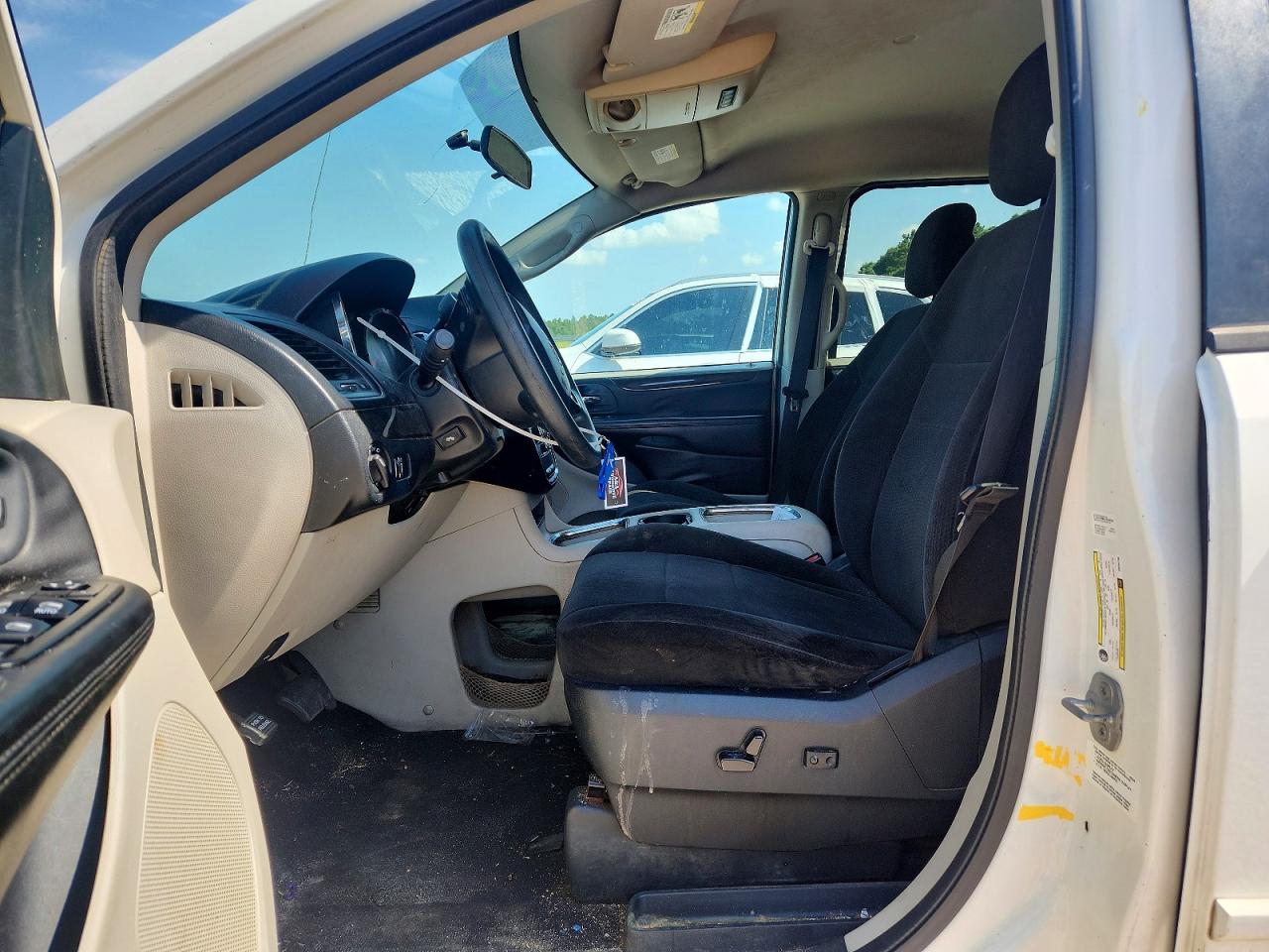 2012 Dodge Grand Caravan Sxt White vin: 2C4RDGCG3CR294789