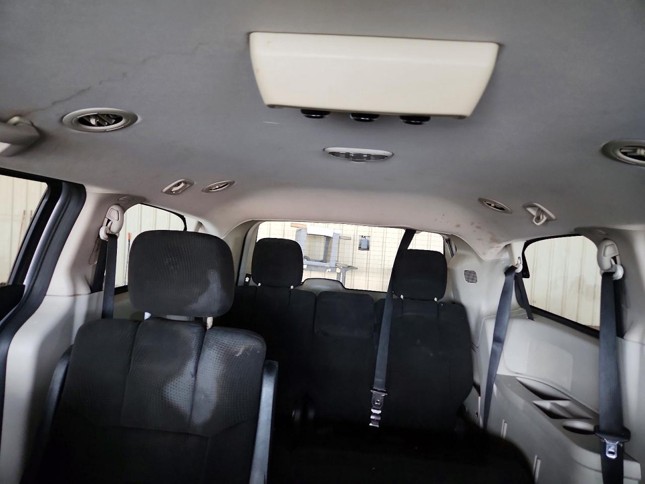 2012 Dodge Grand Caravan Sxt Silver vin: 2C4RDGCG3CR295909