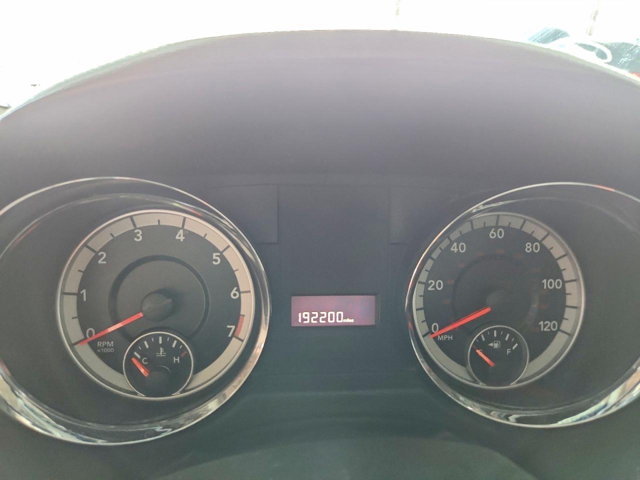 2012 Dodge Grand Caravan Sxt Silver vin: 2C4RDGCG3CR295909
