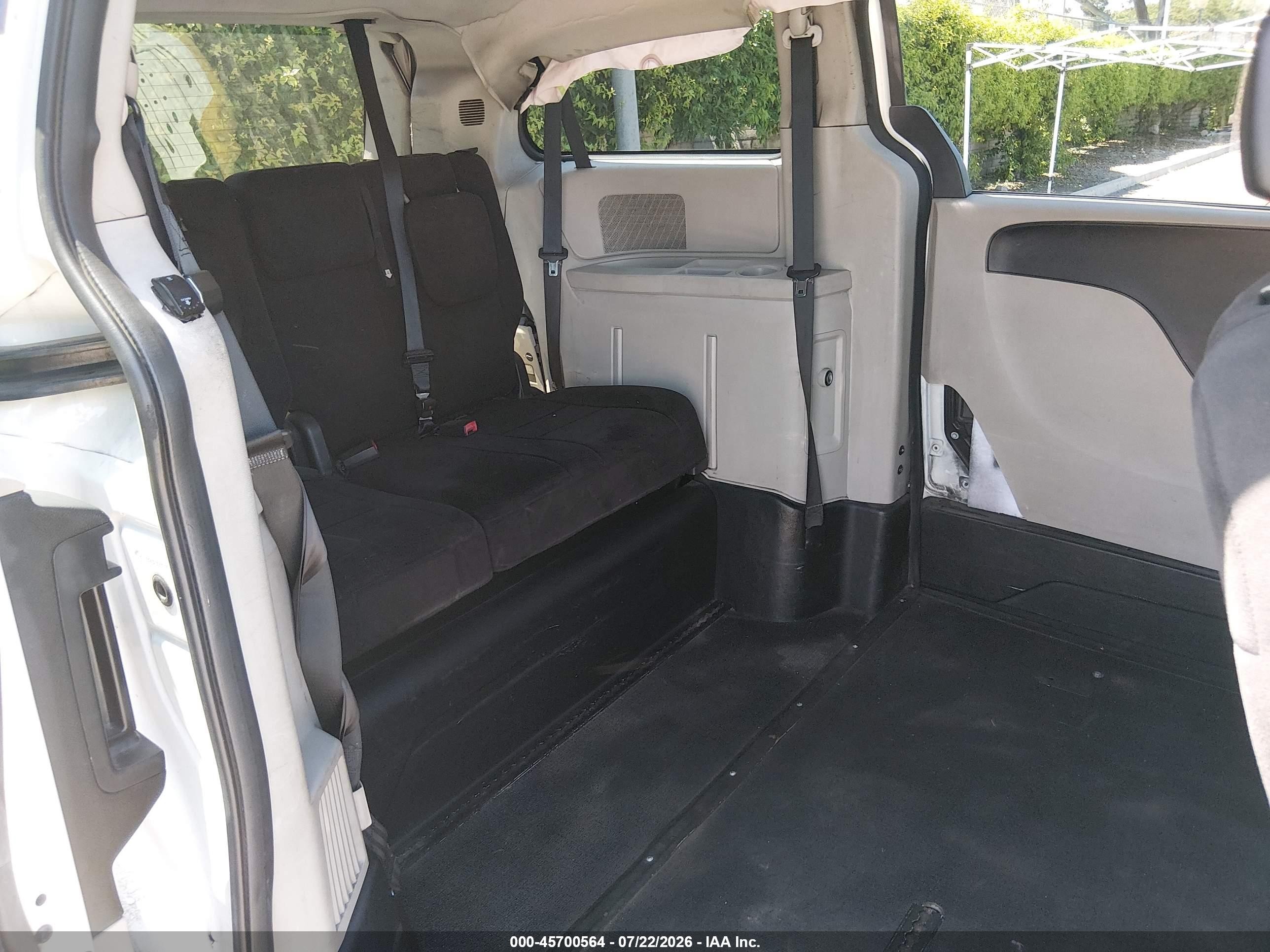 2012 Dodge Grand Caravan Sxt White vin: 2C4RDGCG3CR319609