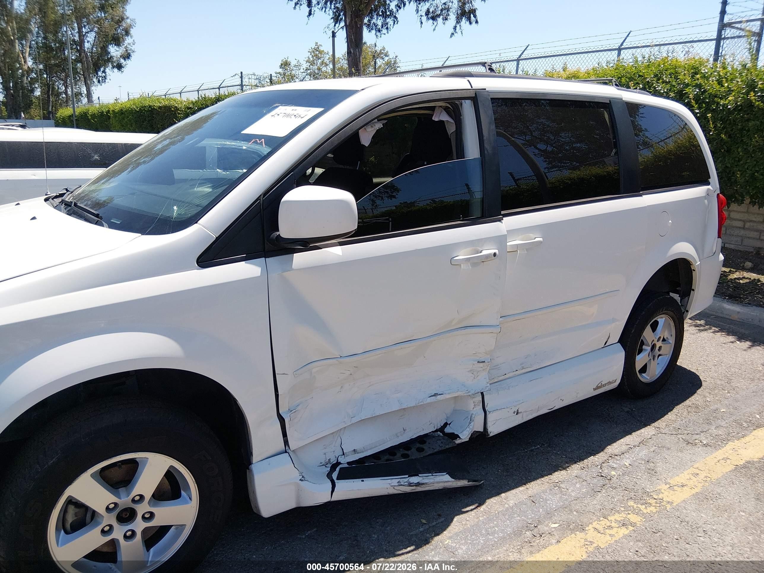 2012 Dodge Grand Caravan Sxt White vin: 2C4RDGCG3CR319609