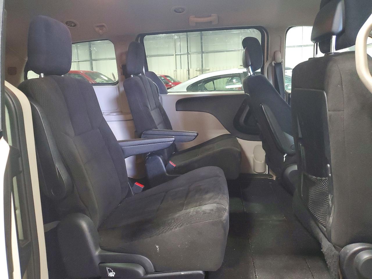 2012 Dodge Grand Caravan Sxt White vin: 2C4RDGCG3CR343327