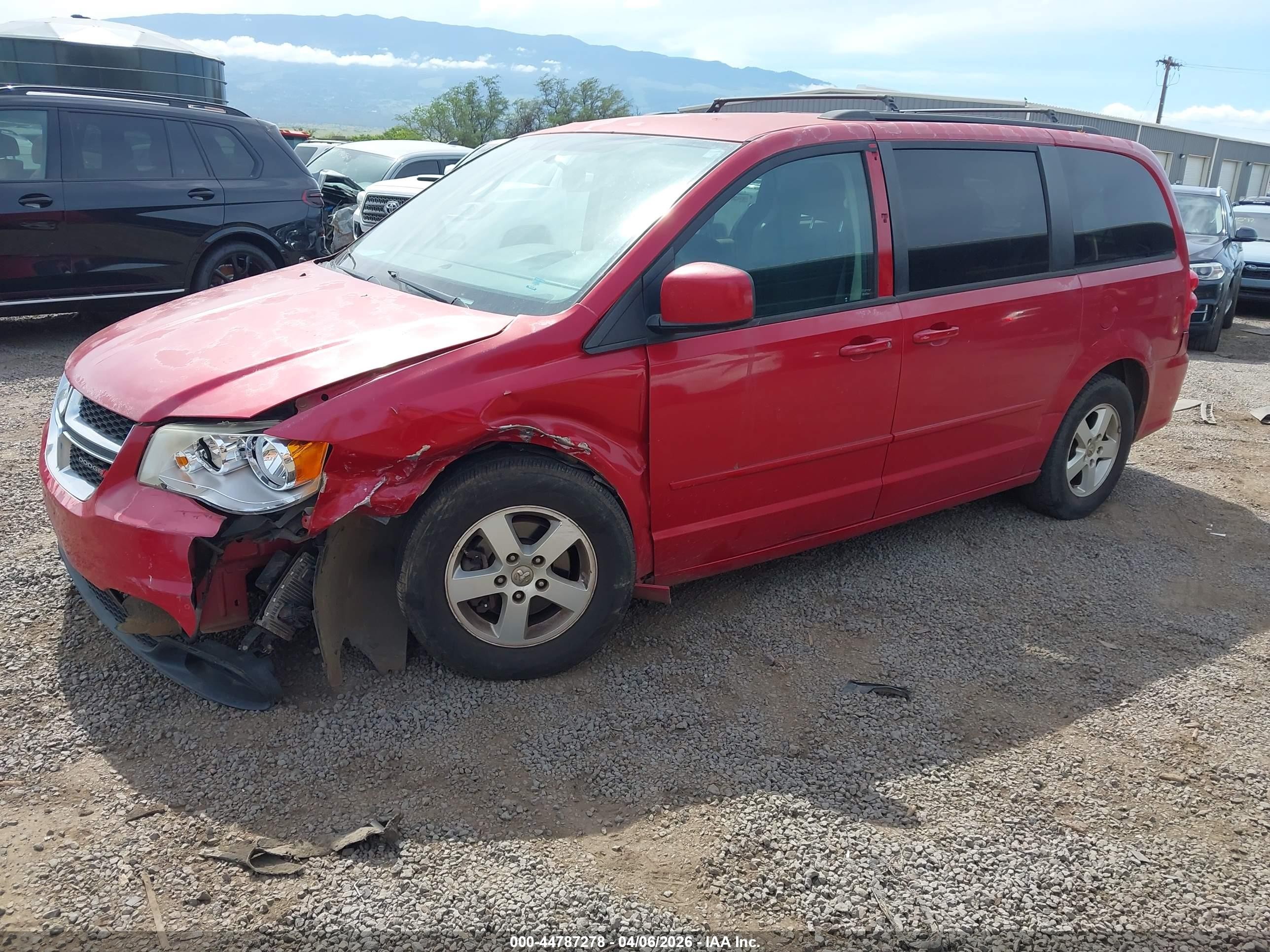 2012 Dodge Grand Caravan Sxt Red vin: 2C4RDGCG3CR357535