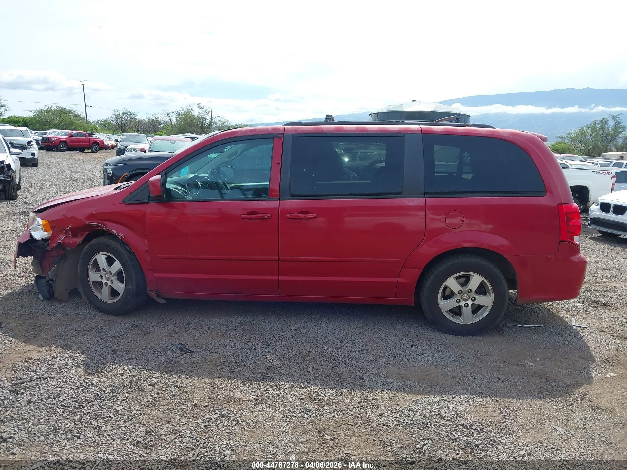 2012 Dodge Grand Caravan Sxt Red vin: 2C4RDGCG3CR357535
