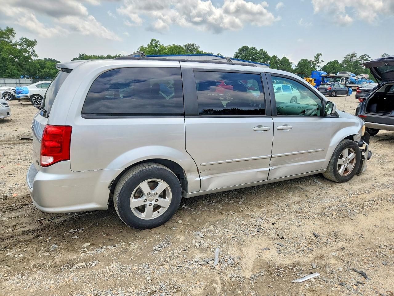 2012 Dodge Grand Caravan Sxt Silver vin: 2C4RDGCG3CR365344