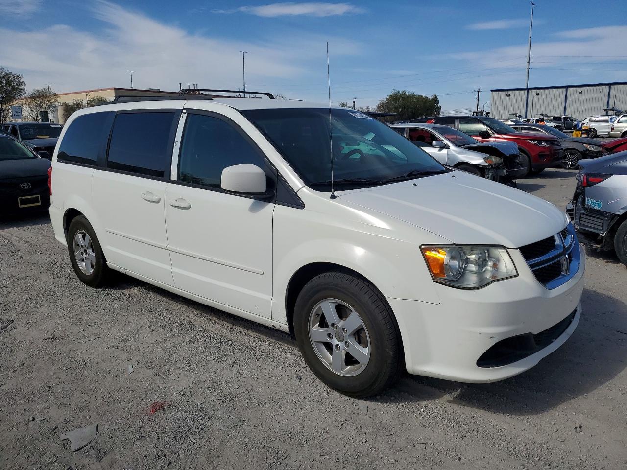 2012 Dodge Grand Caravan Sxt White vin: 2C4RDGCG3CR406524