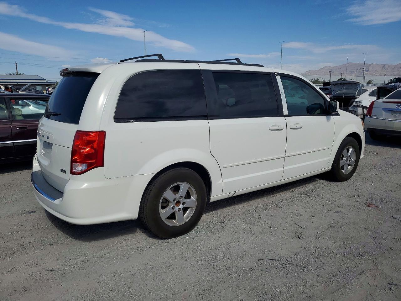 2012 Dodge Grand Caravan Sxt White vin: 2C4RDGCG3CR406524