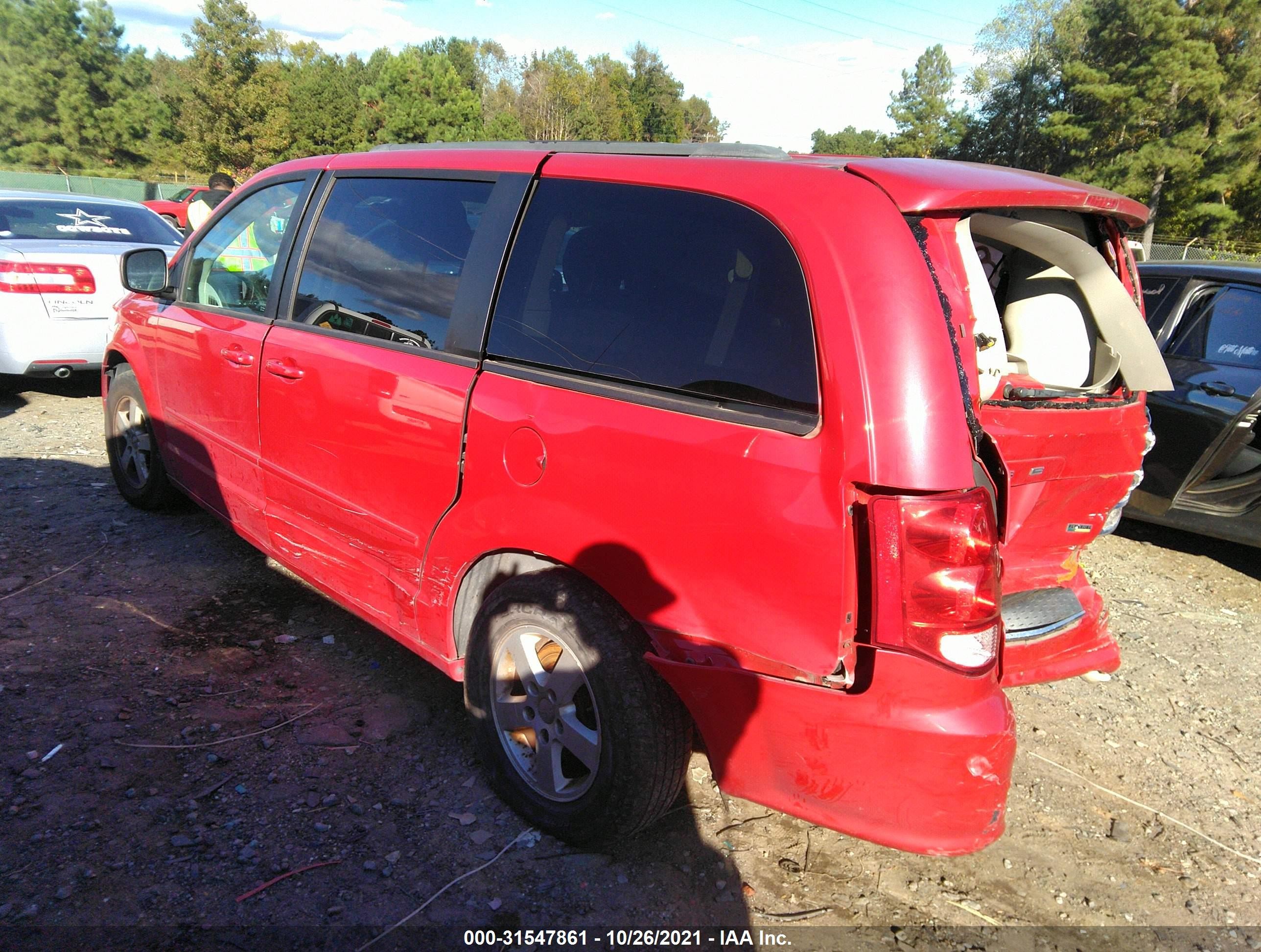 2013 Dodge Grand Caravan Sxt Red vin: 2C4RDGCG3DR576061