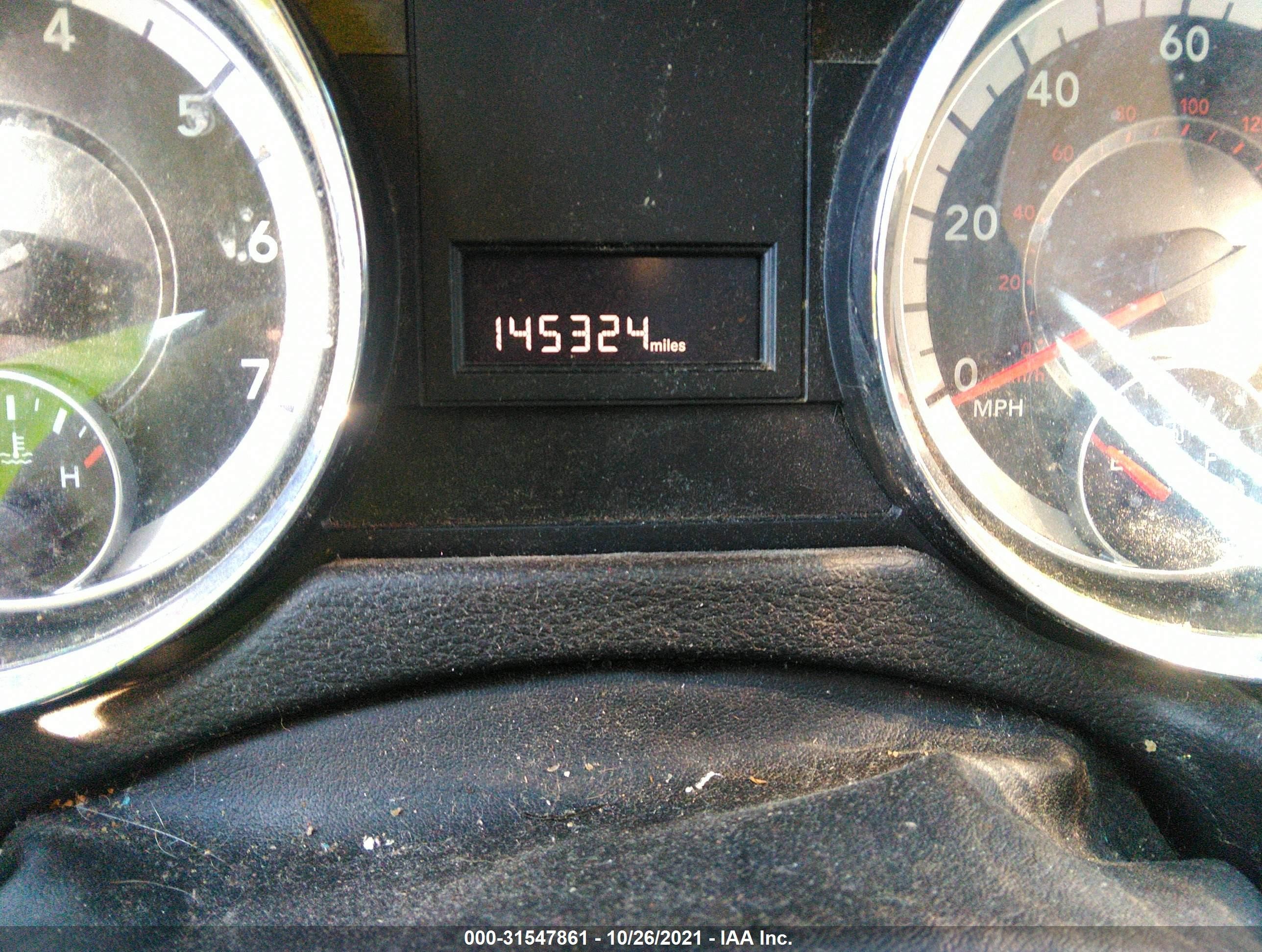 2013 Dodge Grand Caravan Sxt Red vin: 2C4RDGCG3DR576061